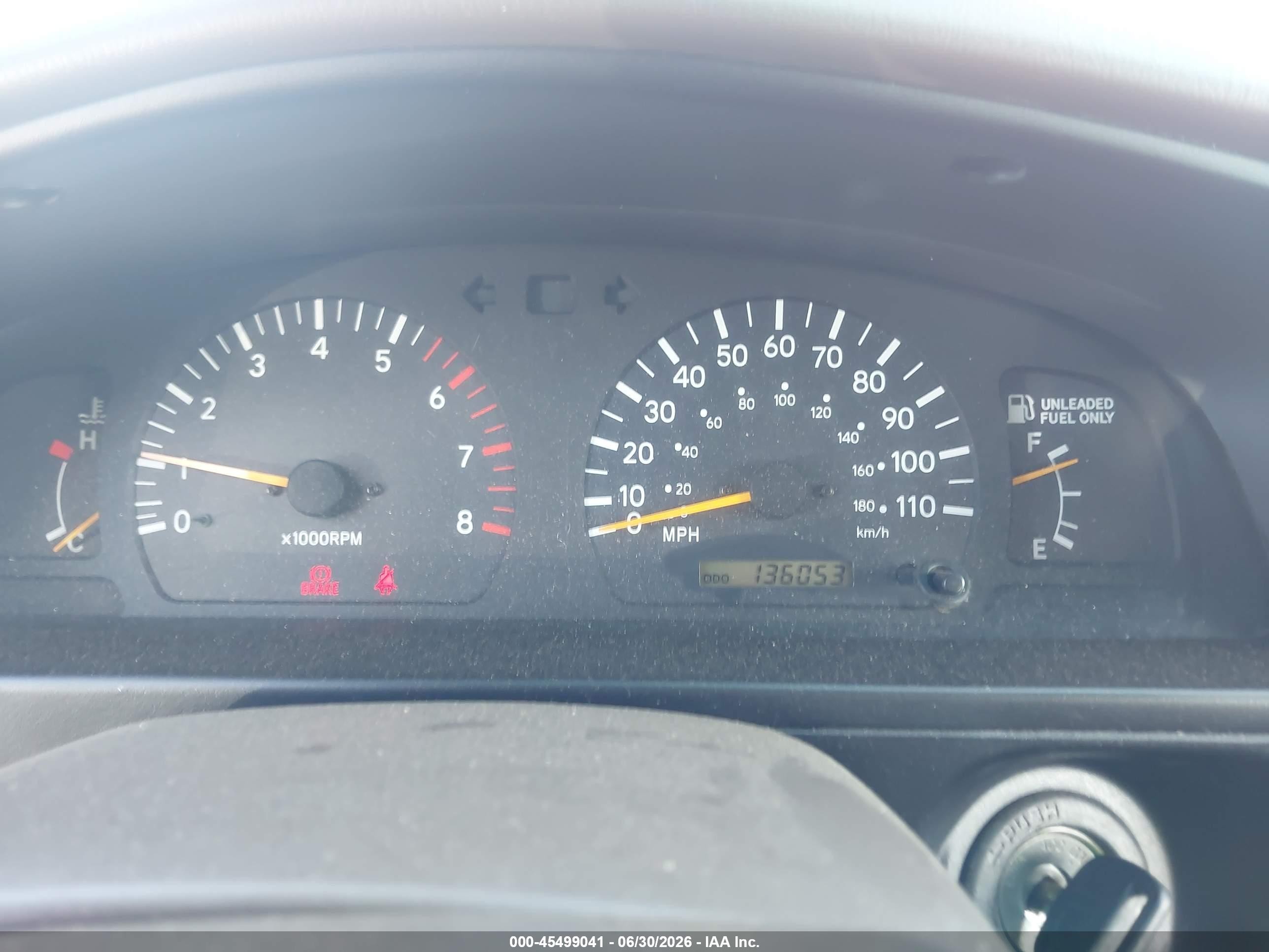 1999 Toyota Tacoma   Red vin: 4TAVL52NXXZ488099