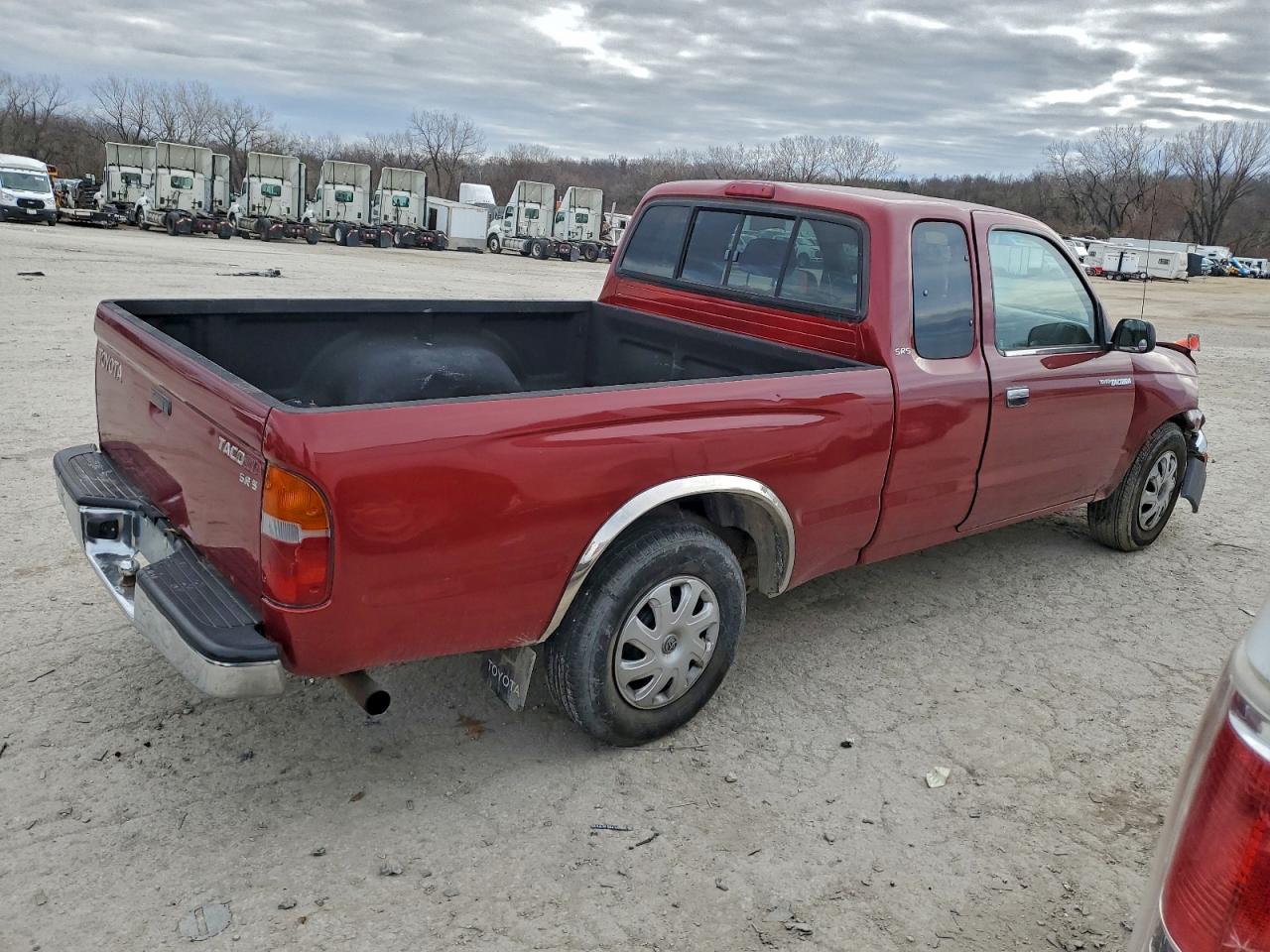 1999 Toyota Tacoma Red vin: 4TAVL52NXXZ524034