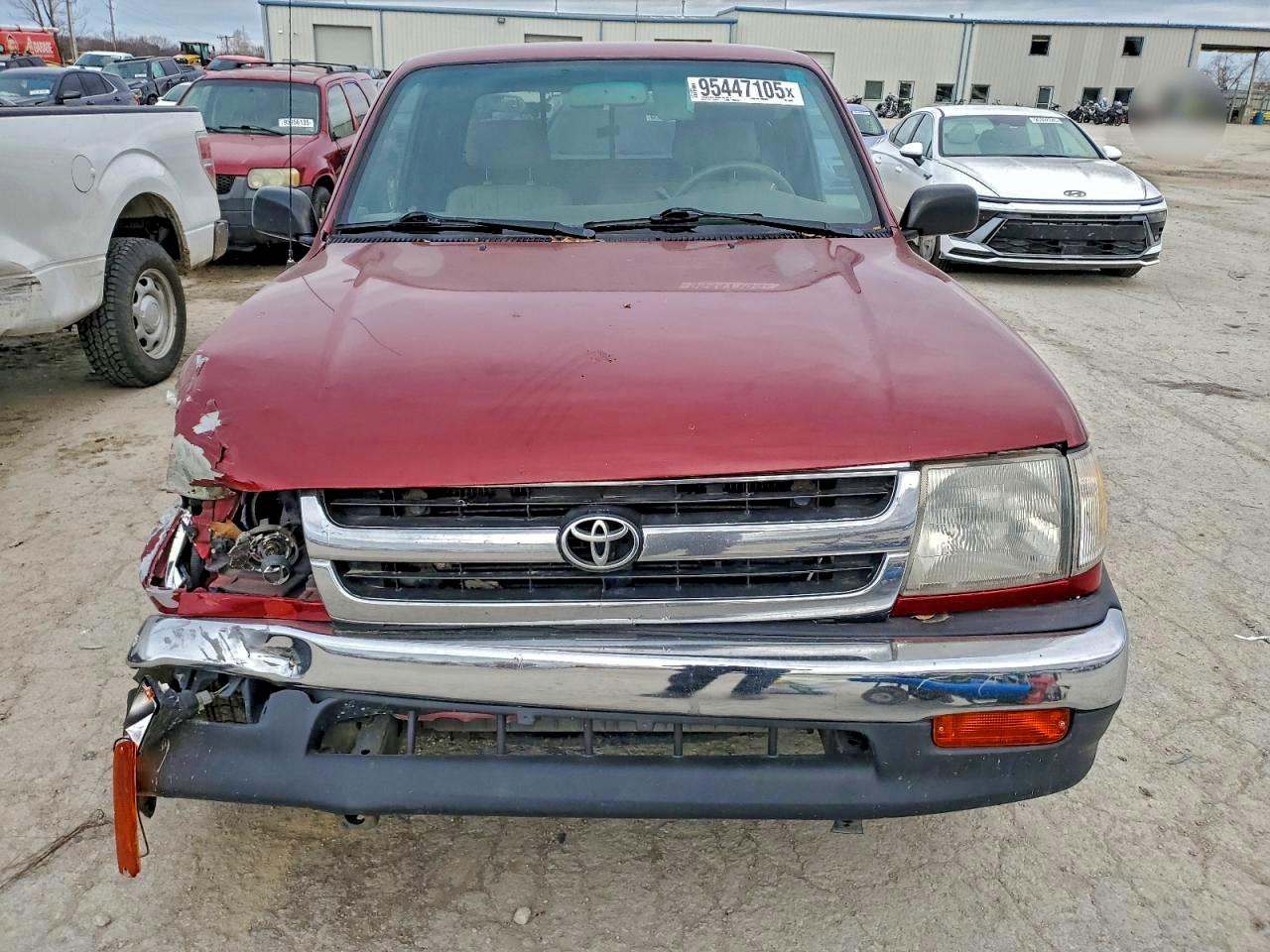 1999 Toyota Tacoma Red vin: 4TAVL52NXXZ524034