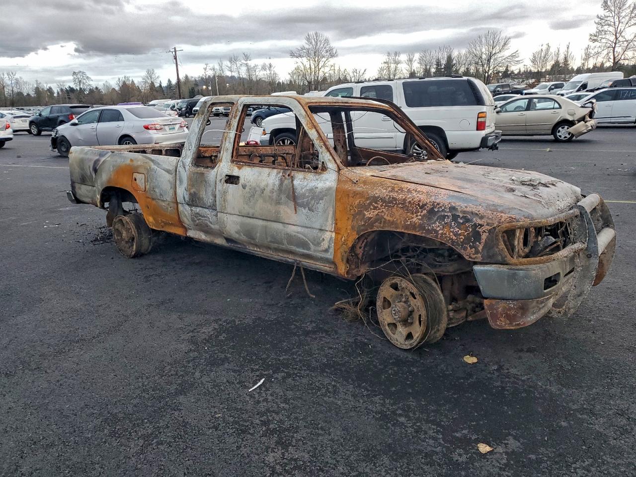 1993 Toyota Pickup 1/2 Ton Extra Long Wheelbase Dx Burn vin: 4TAVN13D5PZ128523