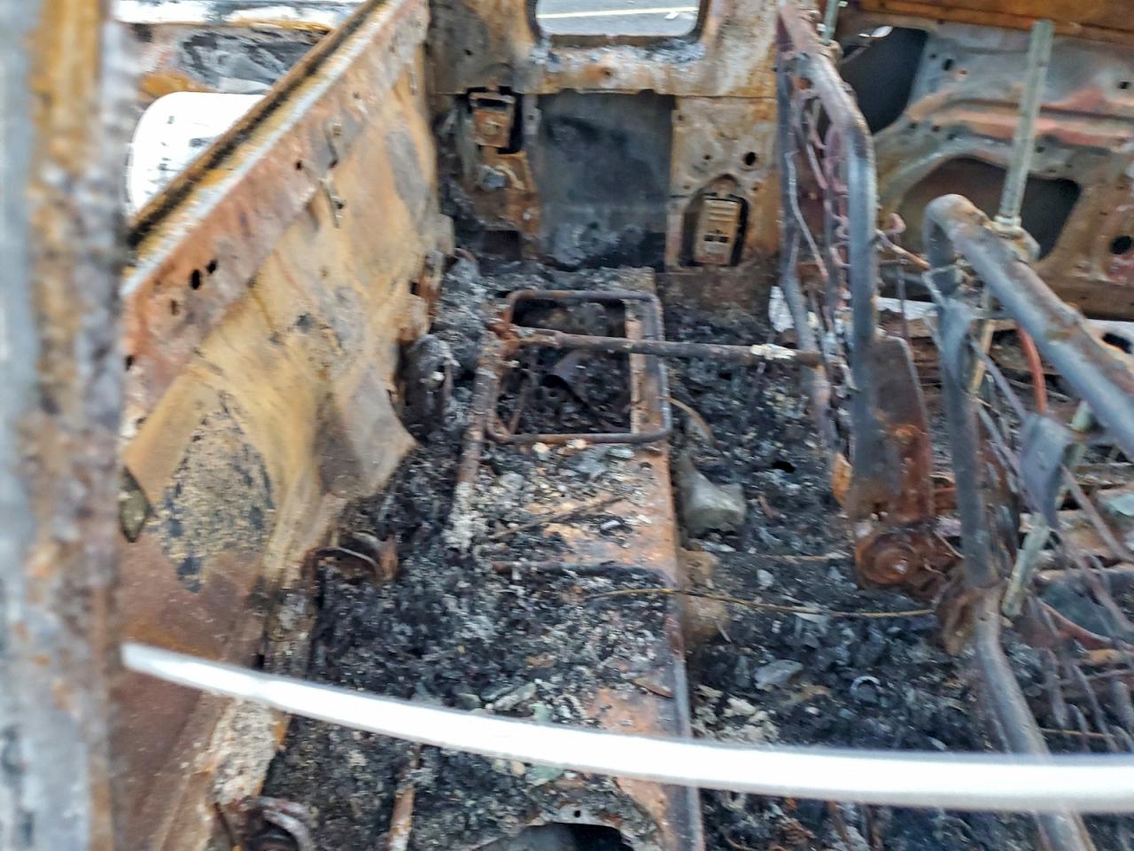1993 Toyota Pickup 1/2 Ton Extra Long Wheelbase Dx Burn vin: 4TAVN13D5PZ128523