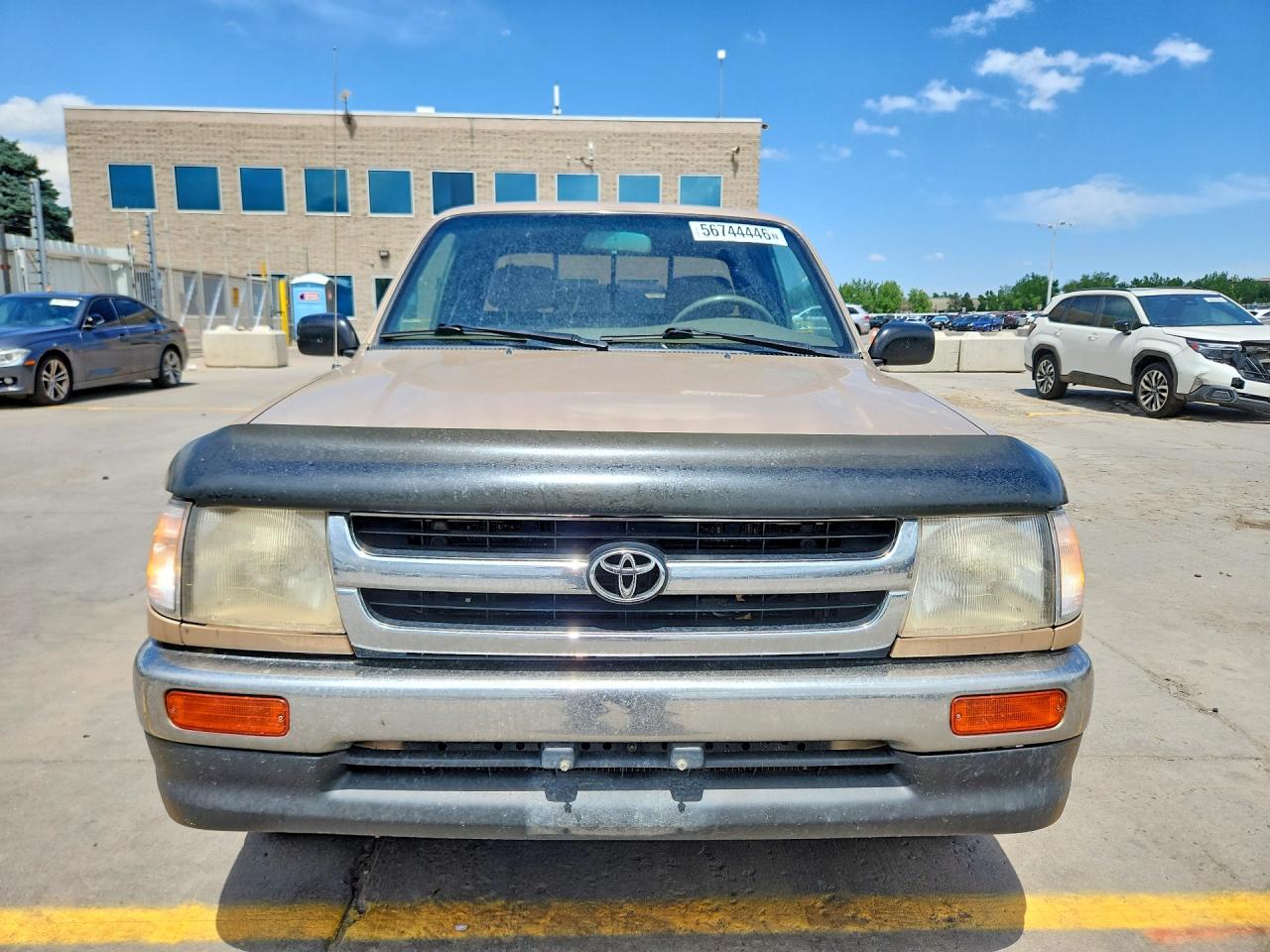 1997 Toyota Tacoma Xtracab Tan vin: 4TAVN52N0VZ233808