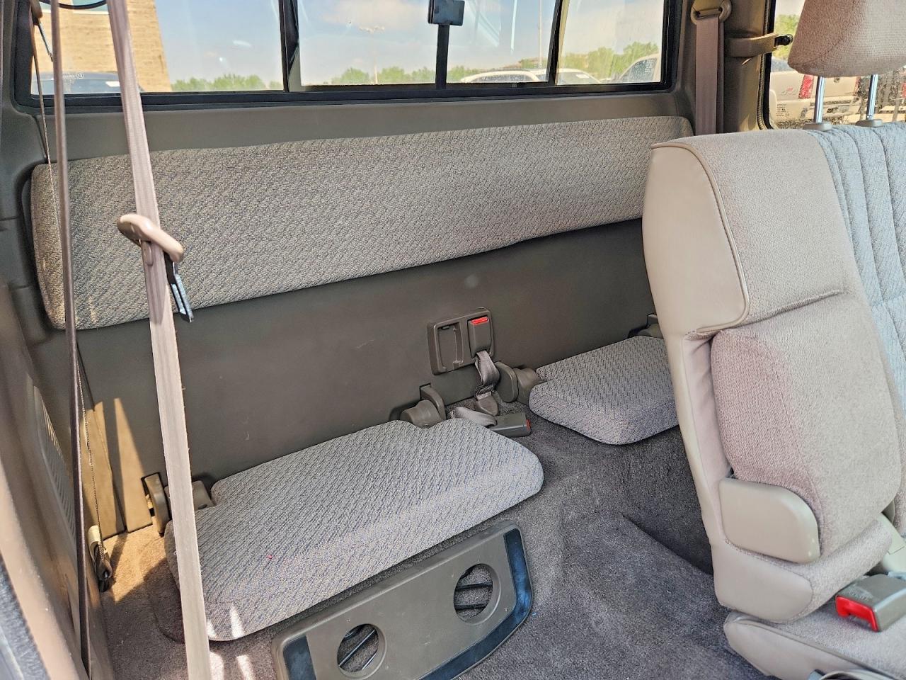 1997 Toyota Tacoma Xtracab Tan vin: 4TAVN52N0VZ233808