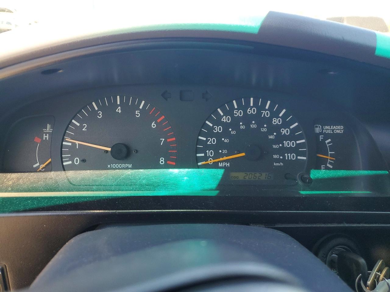1999 Toyota Tacoma V6 White vin: 4TAVN52N2XZ572041