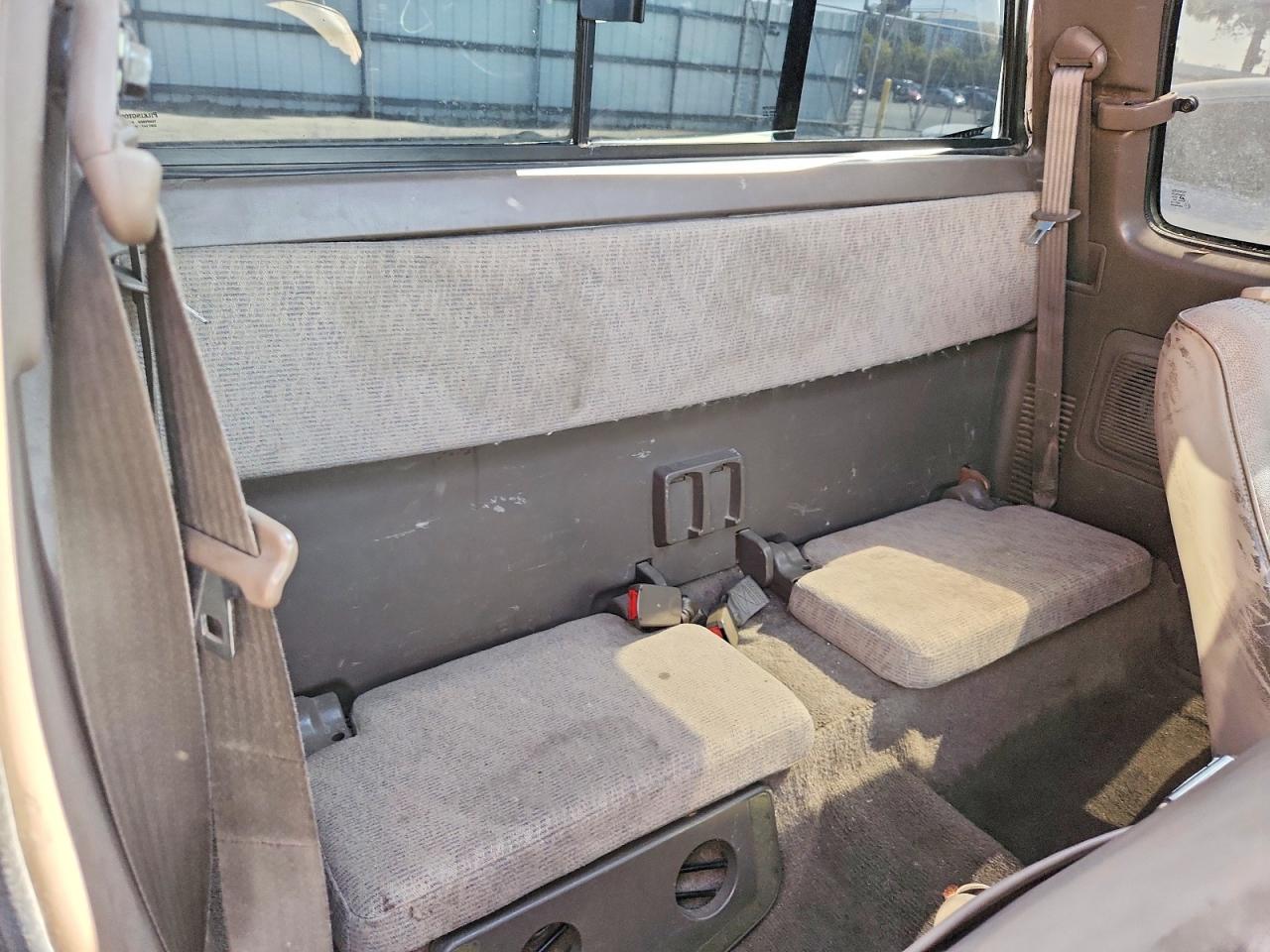 1998 Toyota Tacoma Xtracab White vin: 4TAVN52N3WZ061131