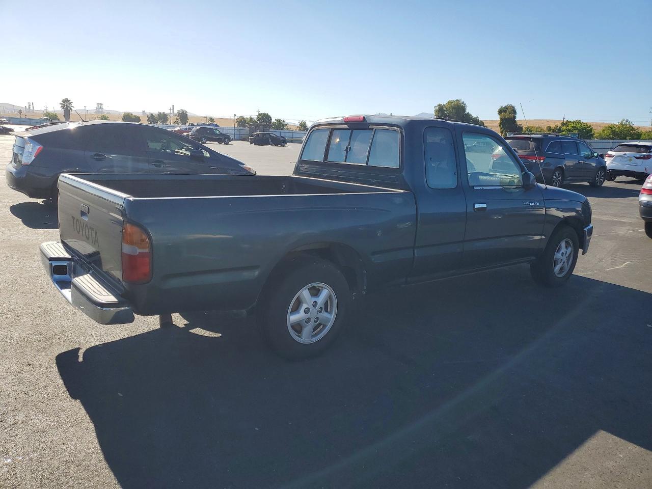 1997 Toyota Tacoma V6 Green vin: 4TAVN52N4VZ300779