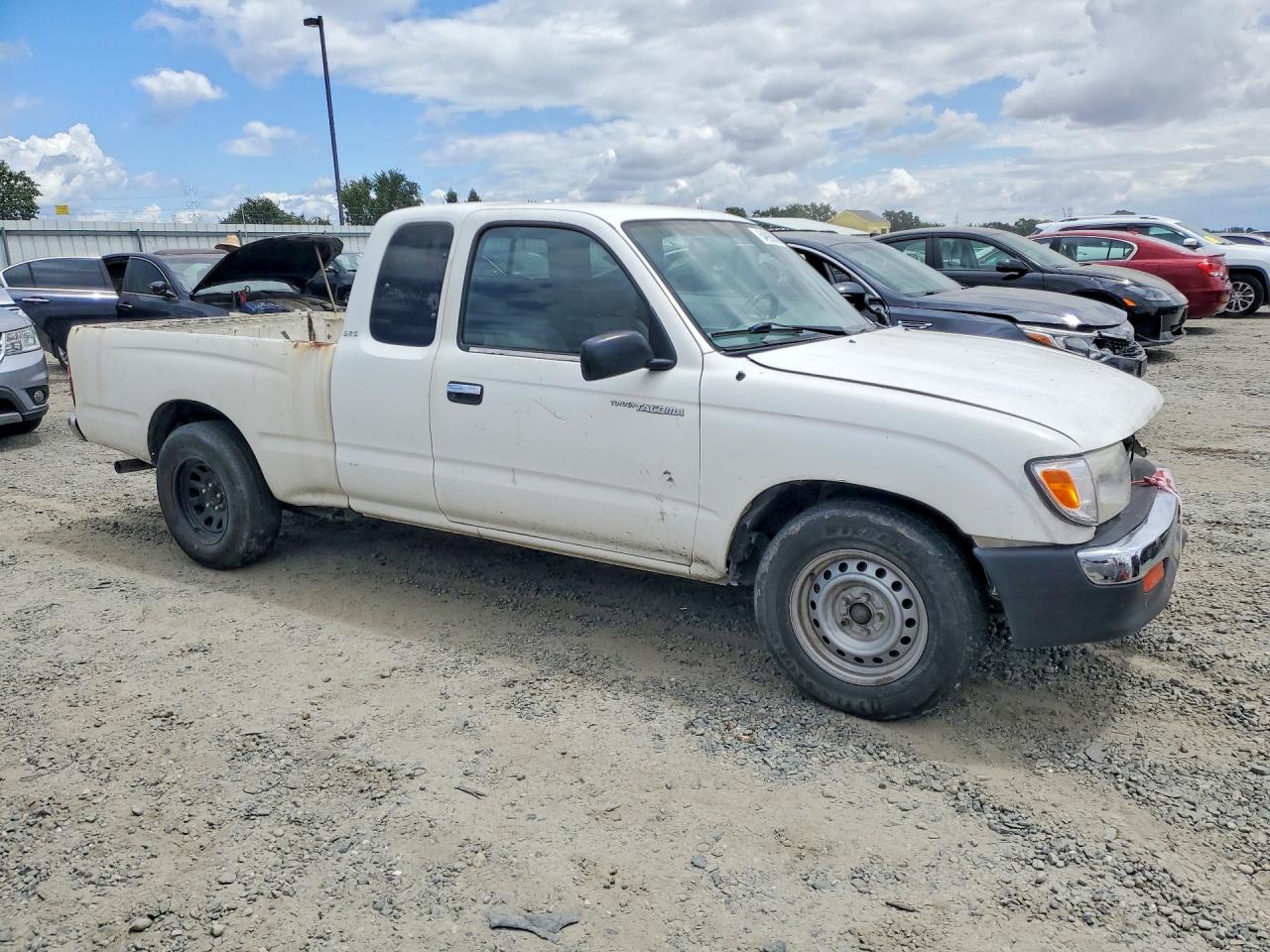 1999 Toyota Tacoma Xtracab White vin: 4TAVN52N5XZ455425