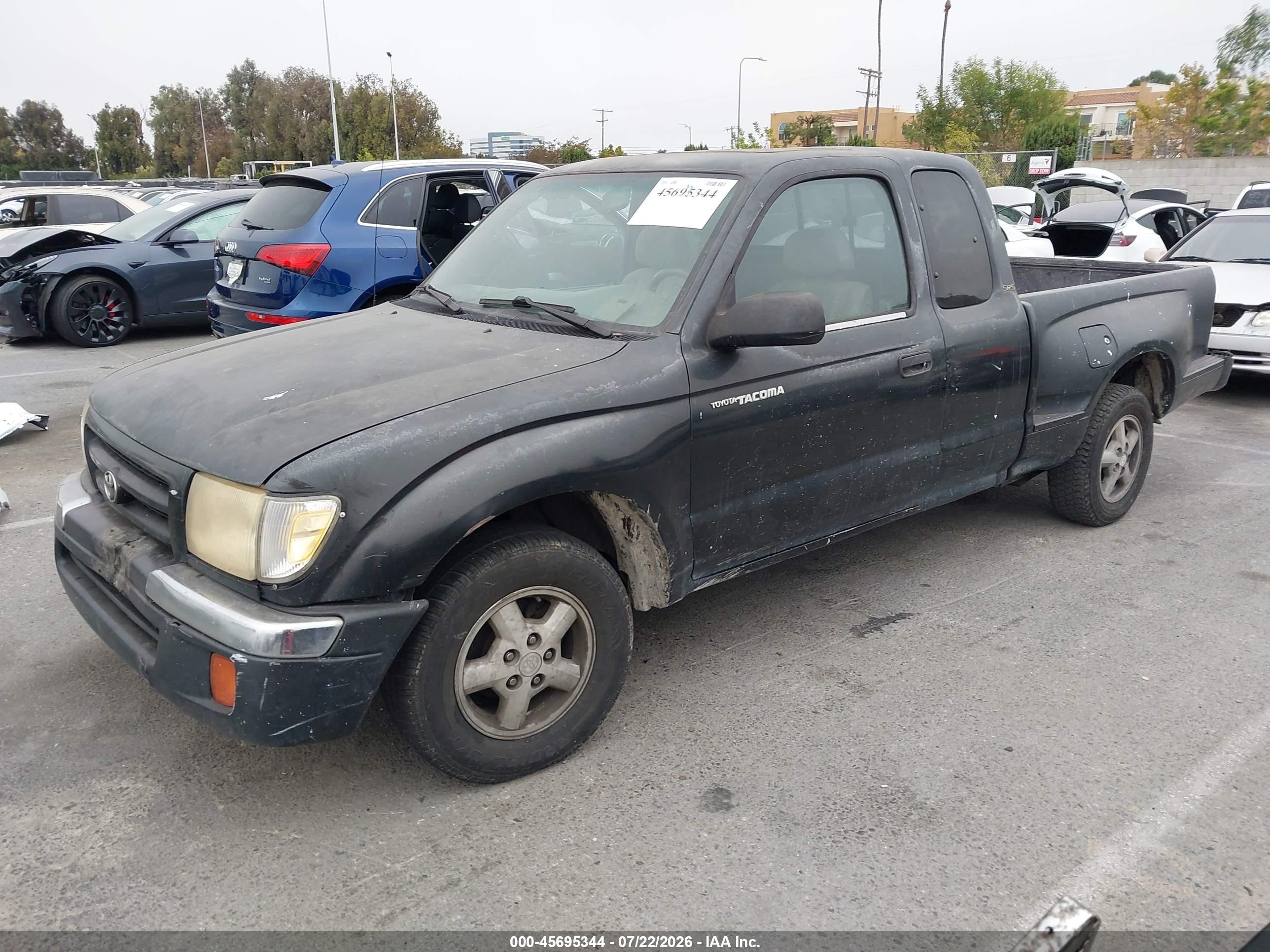 2000 Toyota Tacoma Base V6 Black vin: 4TAVN52N7YZ656423
