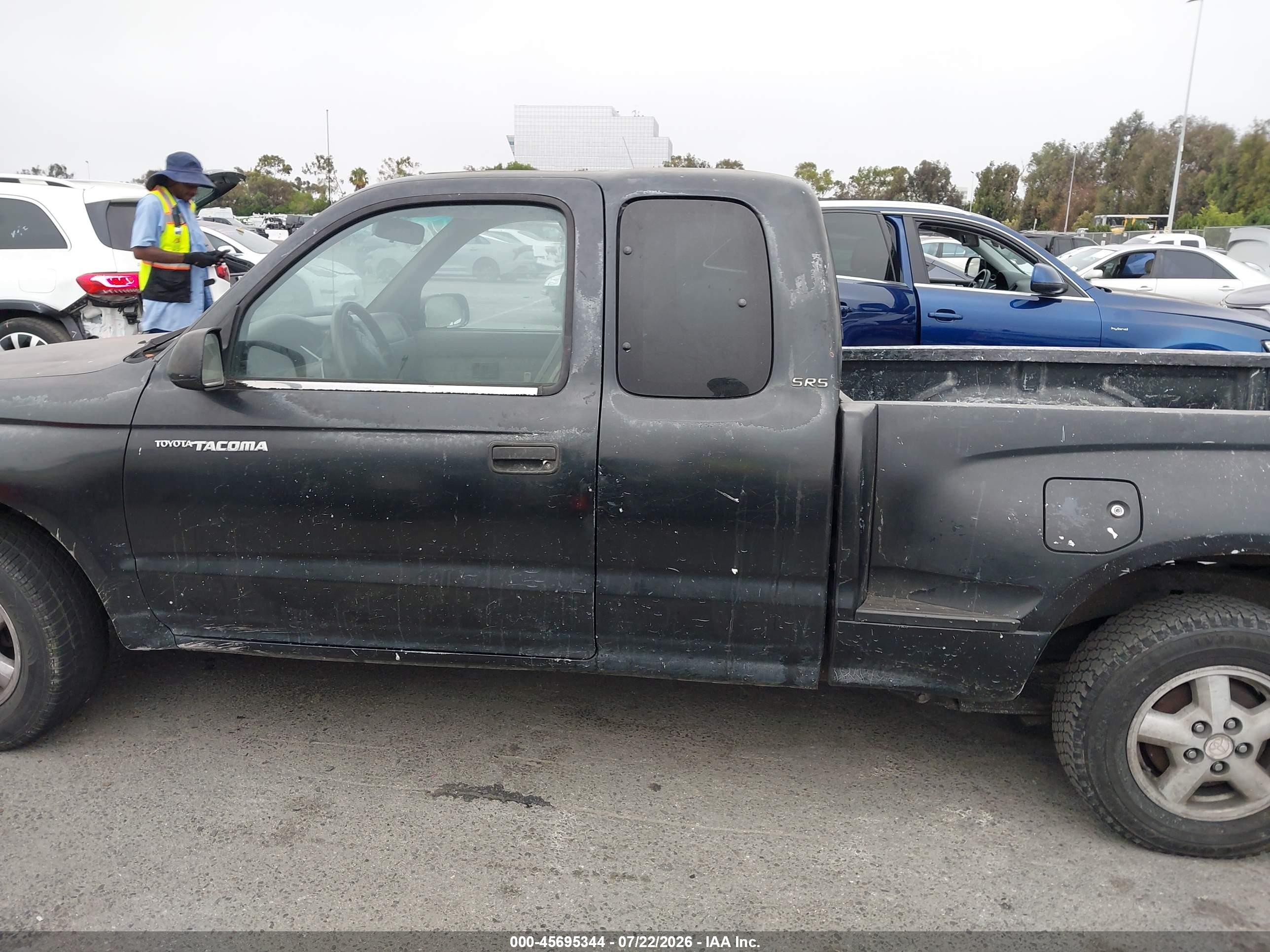 2000 Toyota Tacoma Base V6 Black vin: 4TAVN52N7YZ656423