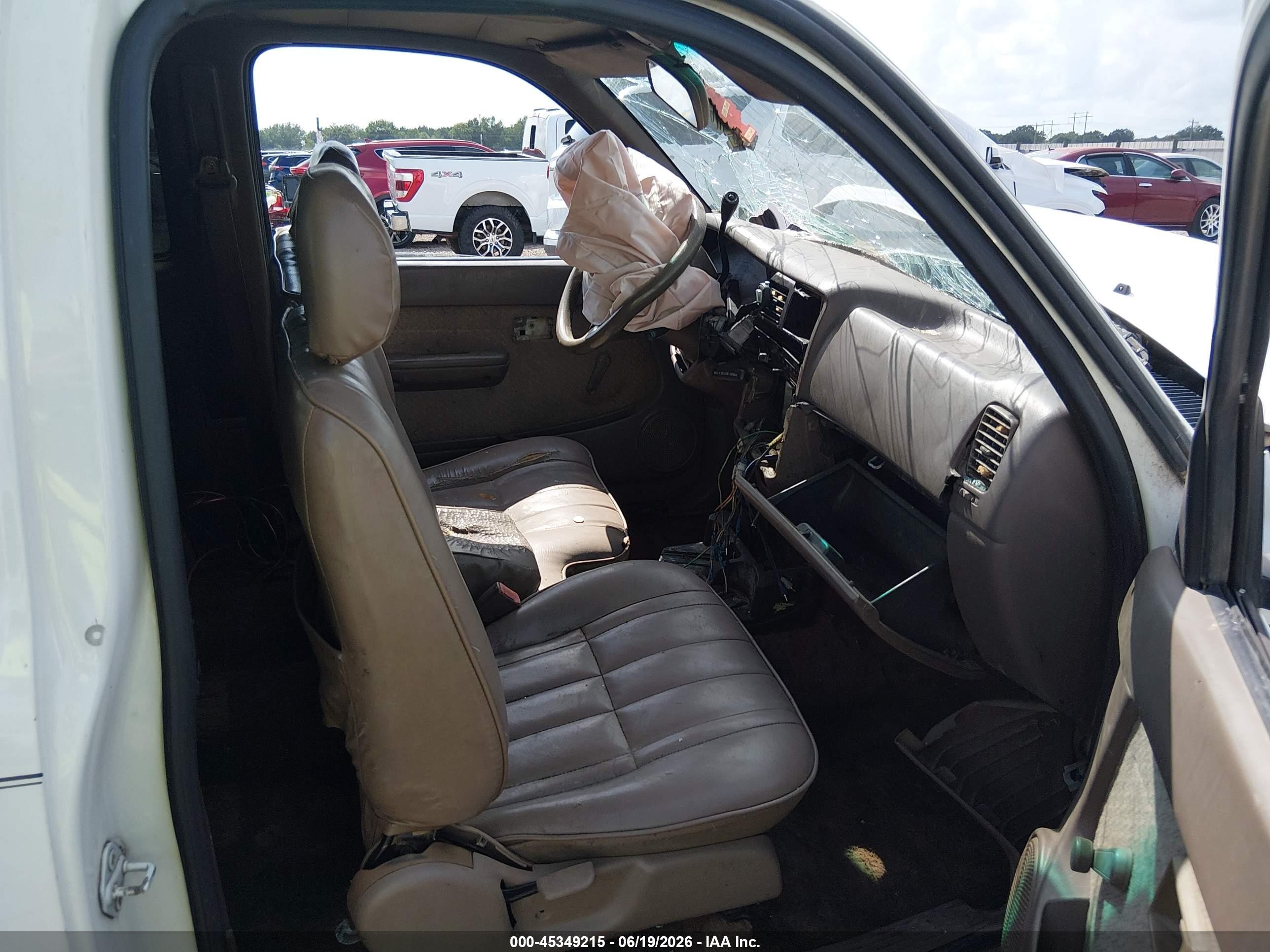 1996 Toyota Tacoma Xtracab White vin: 4TAVN52N9TZ130349