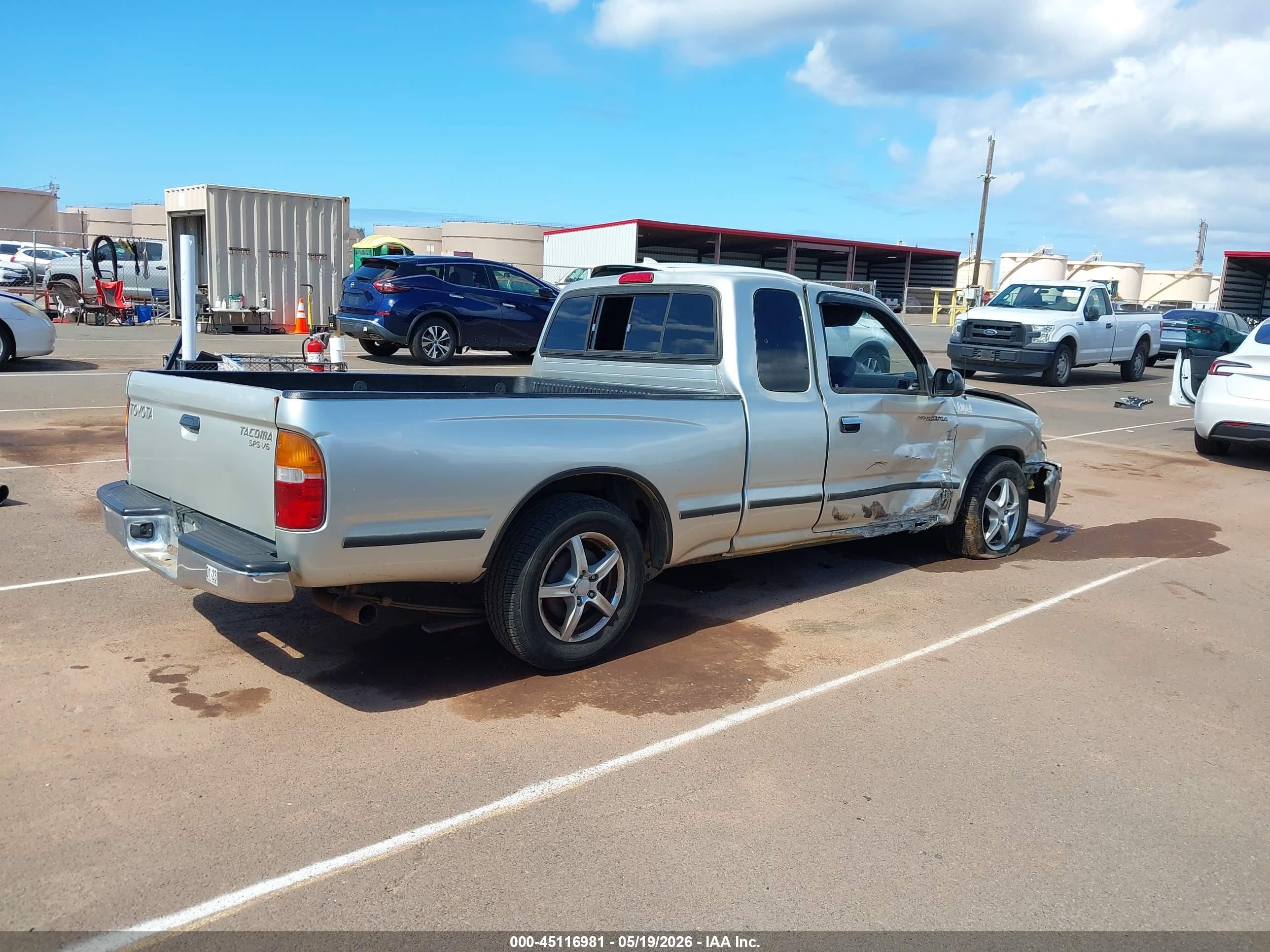 2000 Toyota Tacoma Base V6 Gray vin: 4TAVN52NXYZ595200