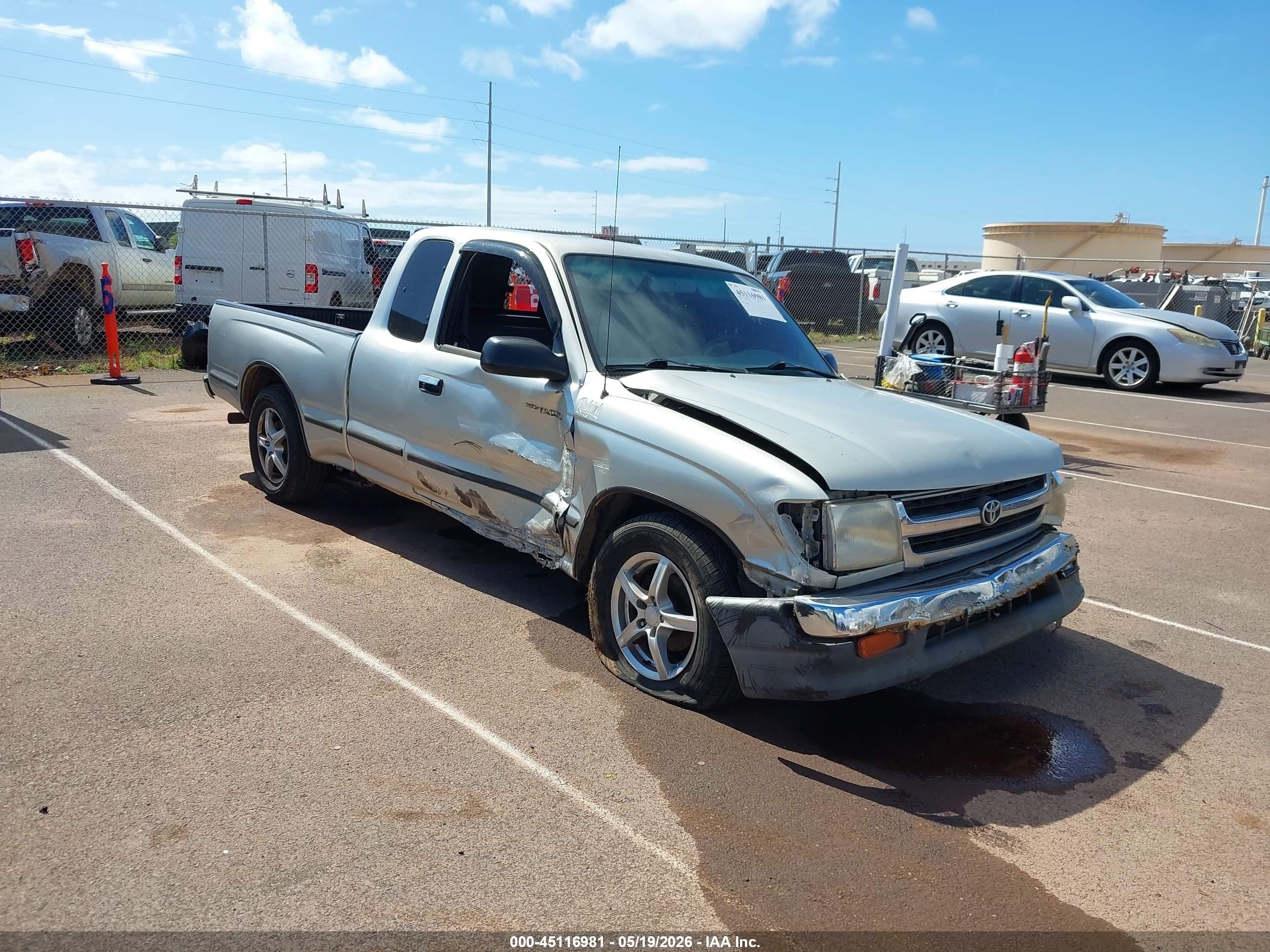2000 Toyota Tacoma Base V6 Gray vin: 4TAVN52NXYZ595200