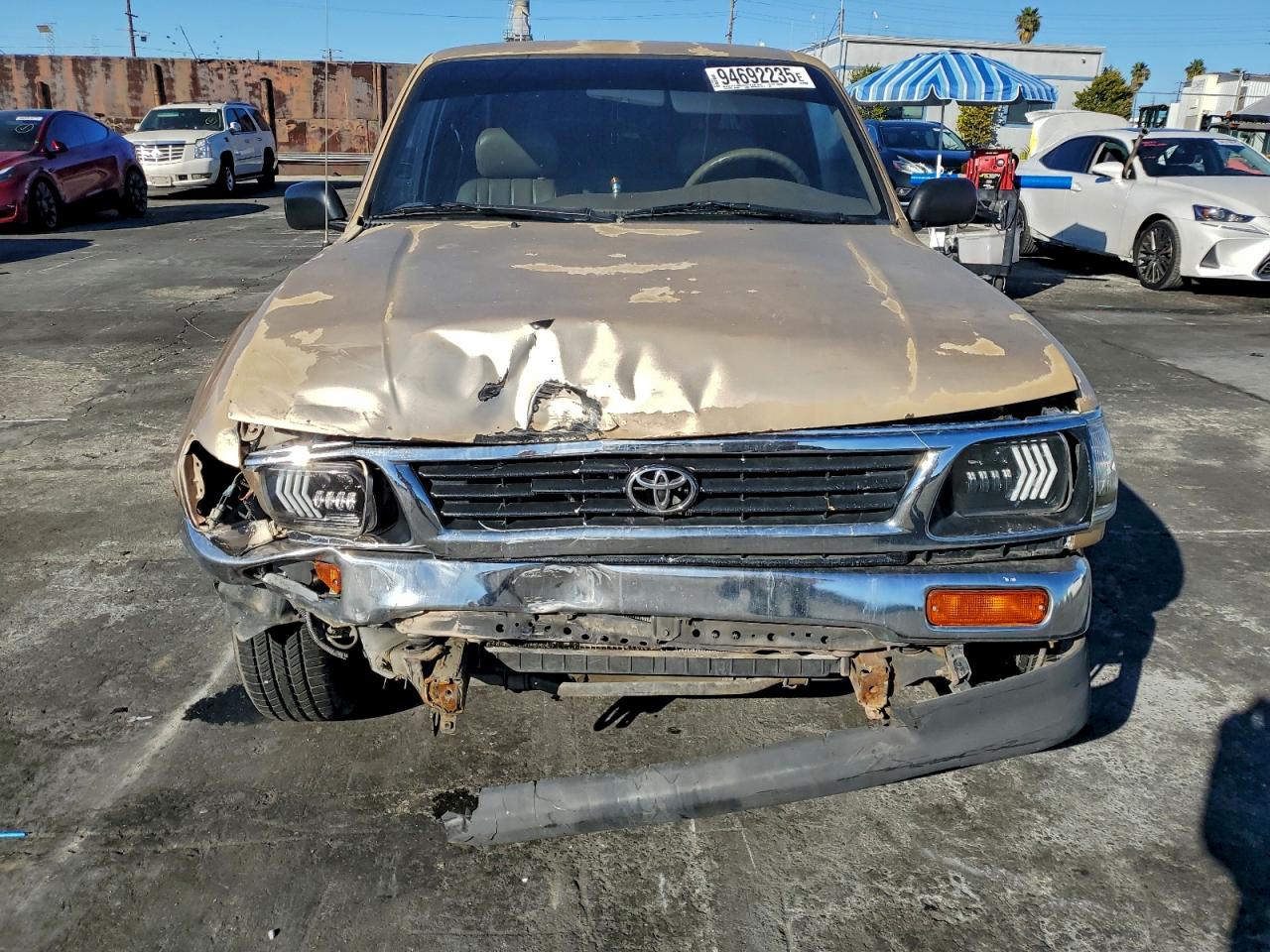 1995 Toyota Tacoma Tan vin: 4TAVN53F0SZ060486
