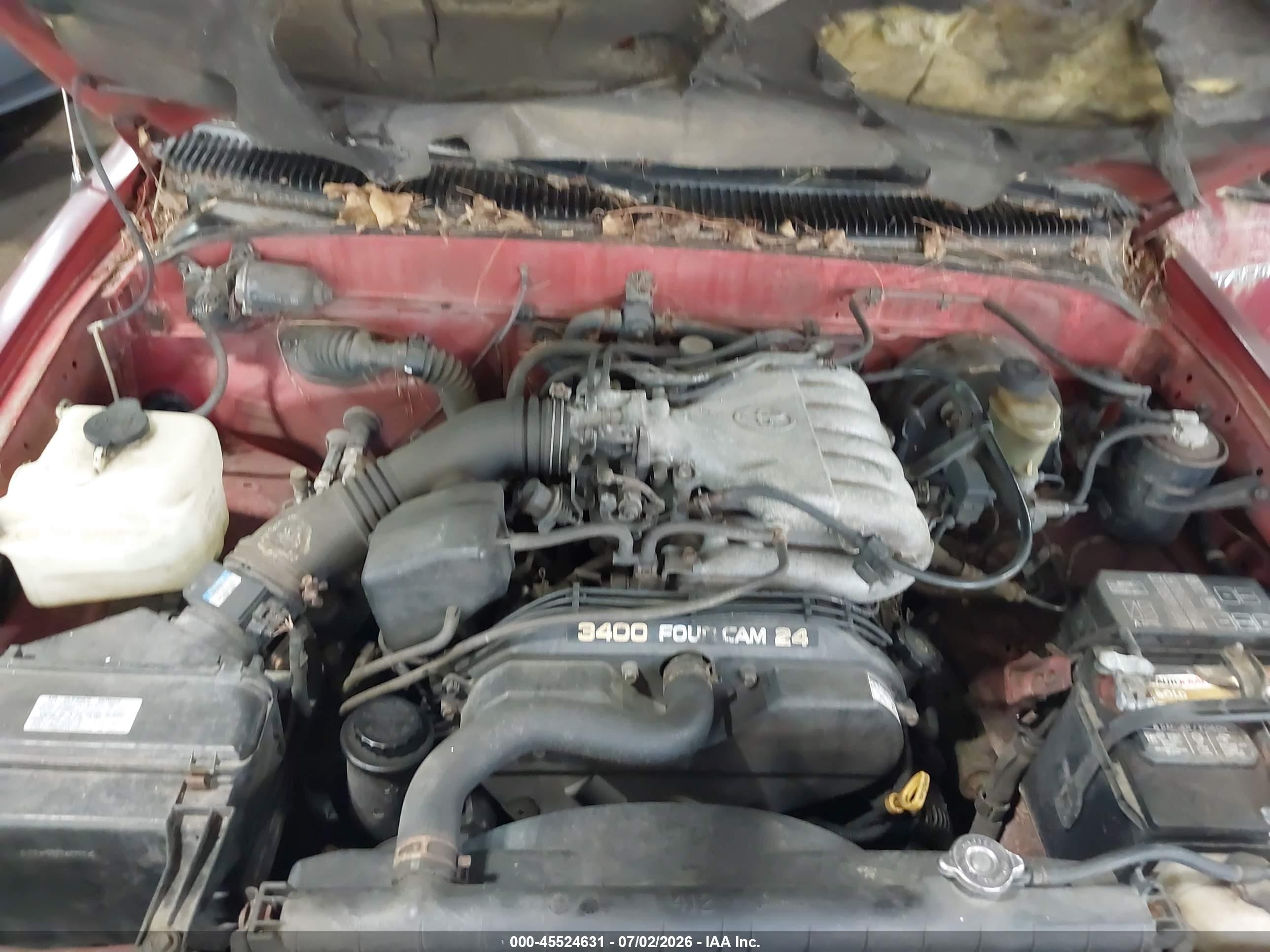 1995 Toyota Tacoma   Red vin: 4TAVN61F5SZ034605