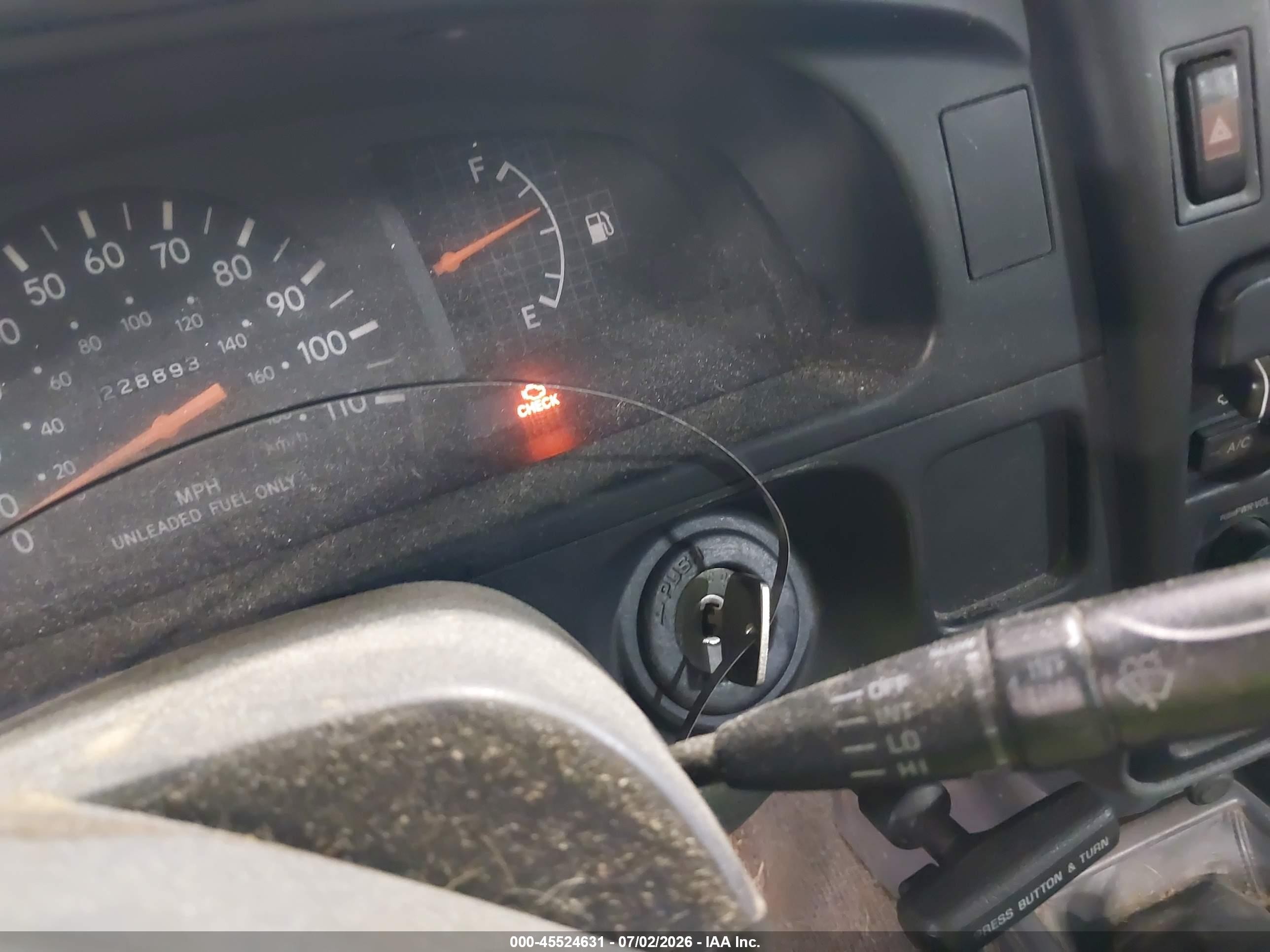 1995 Toyota Tacoma   Red vin: 4TAVN61F5SZ034605
