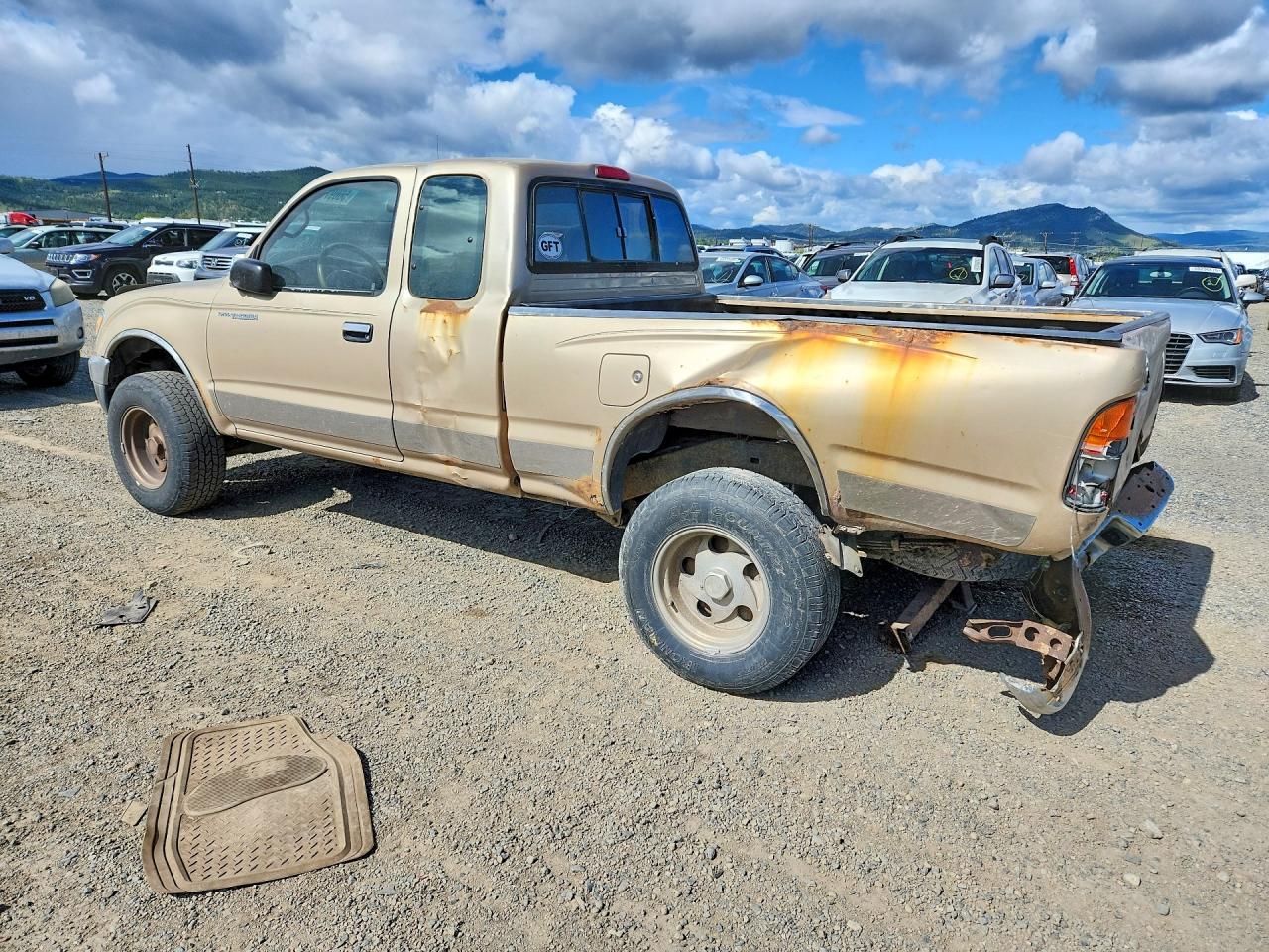 1995 Toyota Tacoma Xtracab Beige vin: 4TAVN73F3SZ080808