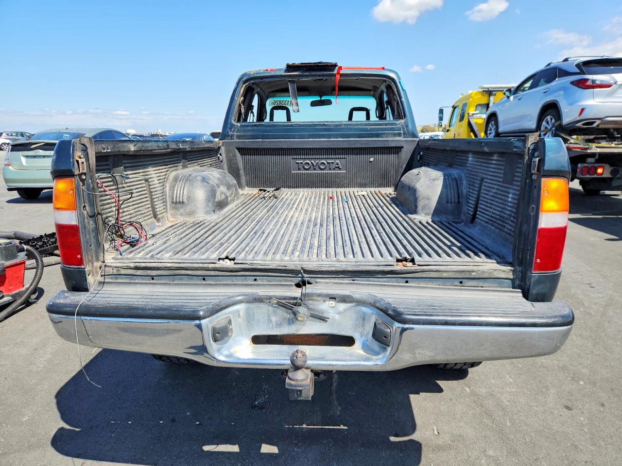 1995 Toyota Tacoma Xtracab Teal vin: 4TAVN73F7SZ058598