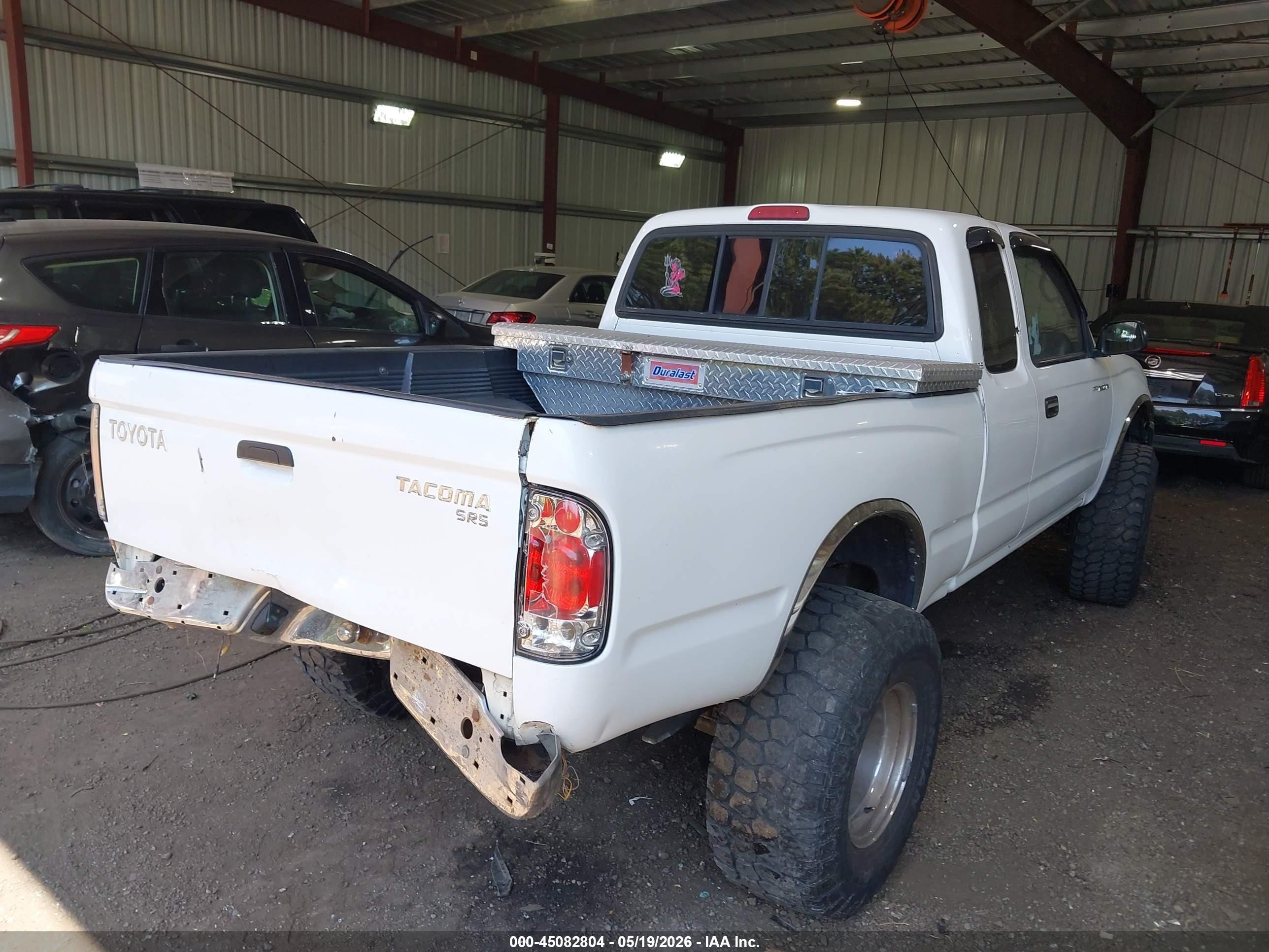 1999 Toyota Tacoma   Белый vin: 4TAWM72N1XZ464075