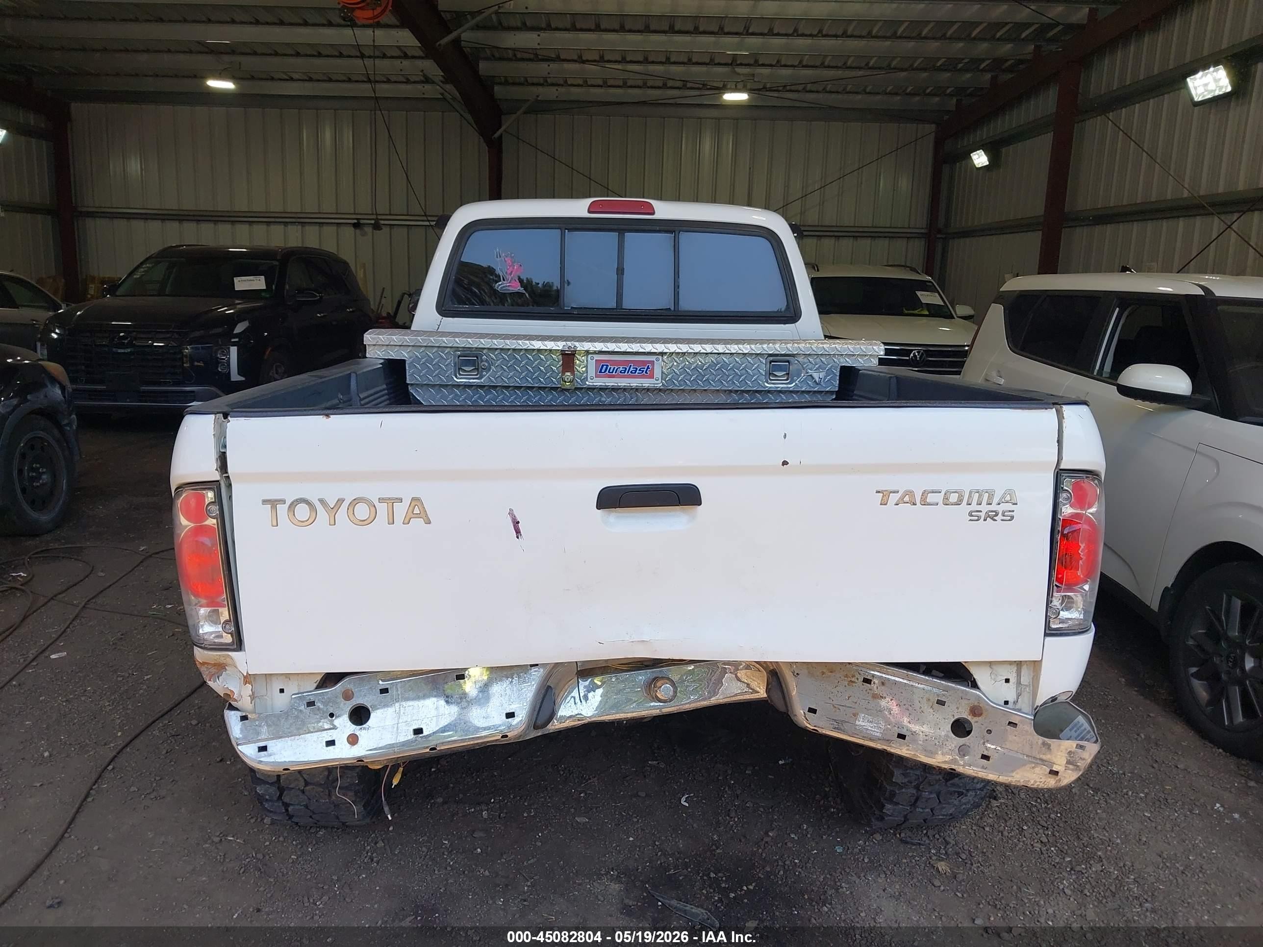 1999 Toyota Tacoma   Белый vin: 4TAWM72N1XZ464075