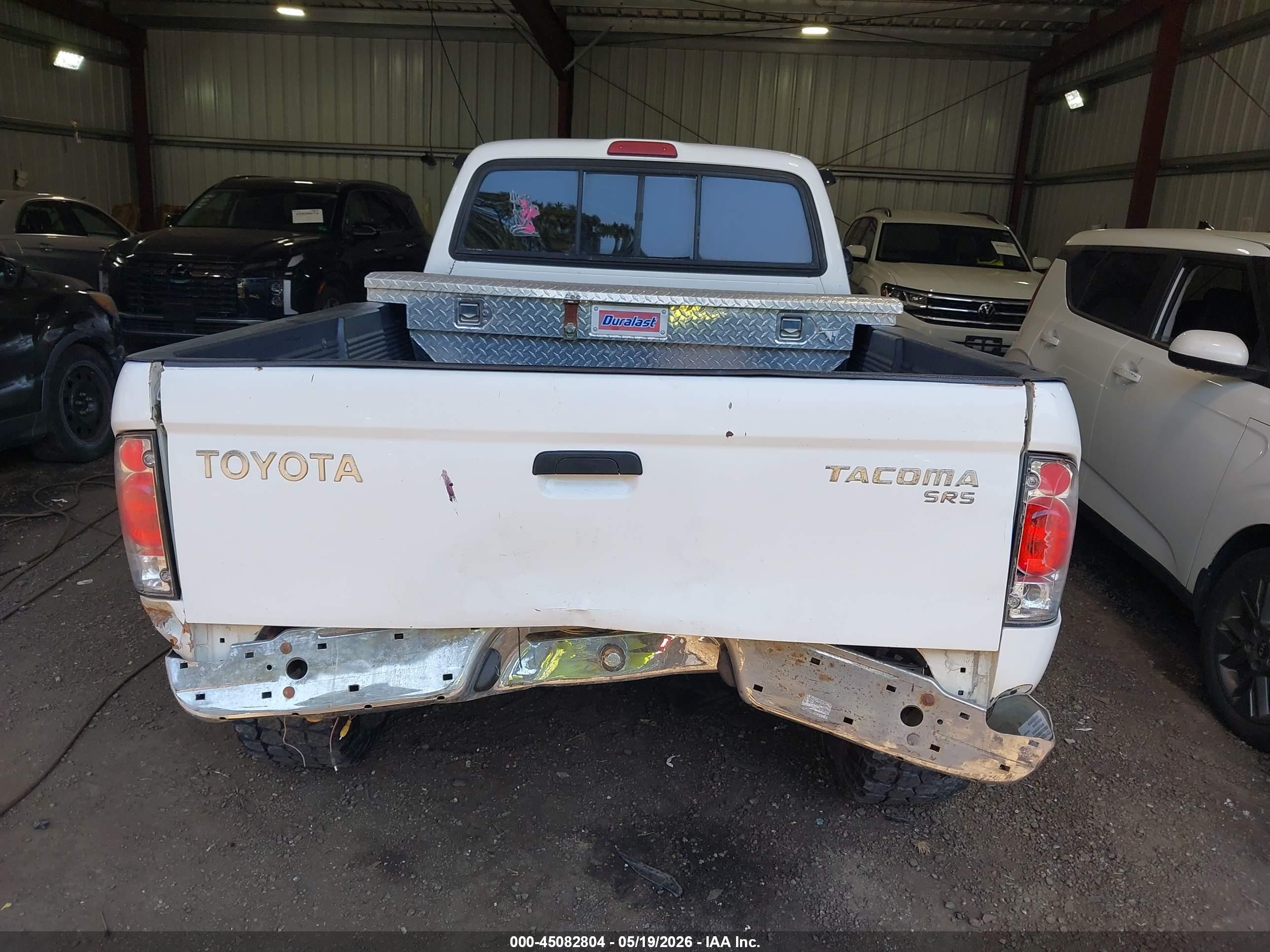 1999 Toyota Tacoma   Белый vin: 4TAWM72N1XZ464075
