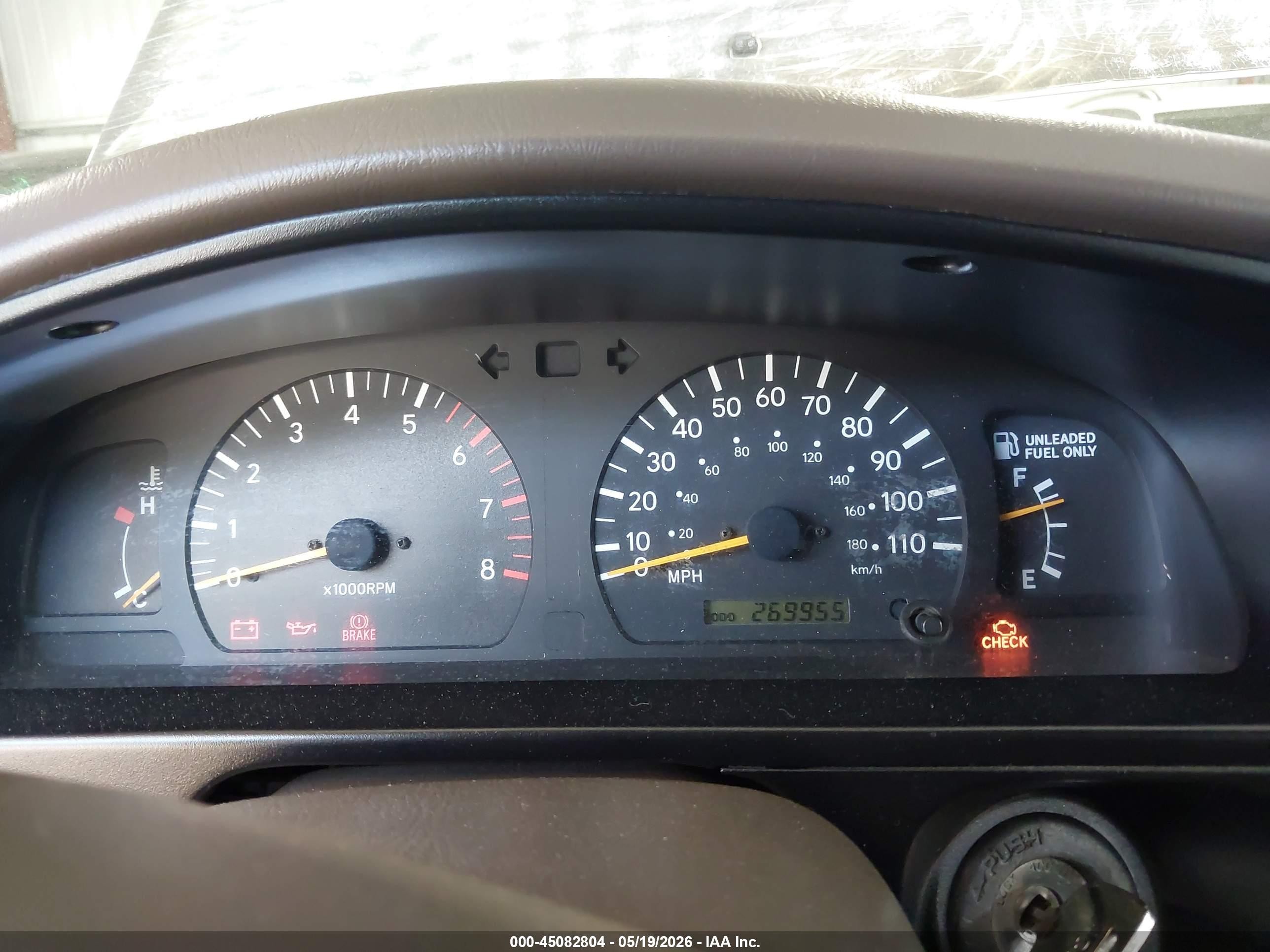 1999 Toyota Tacoma   Белый vin: 4TAWM72N1XZ464075
