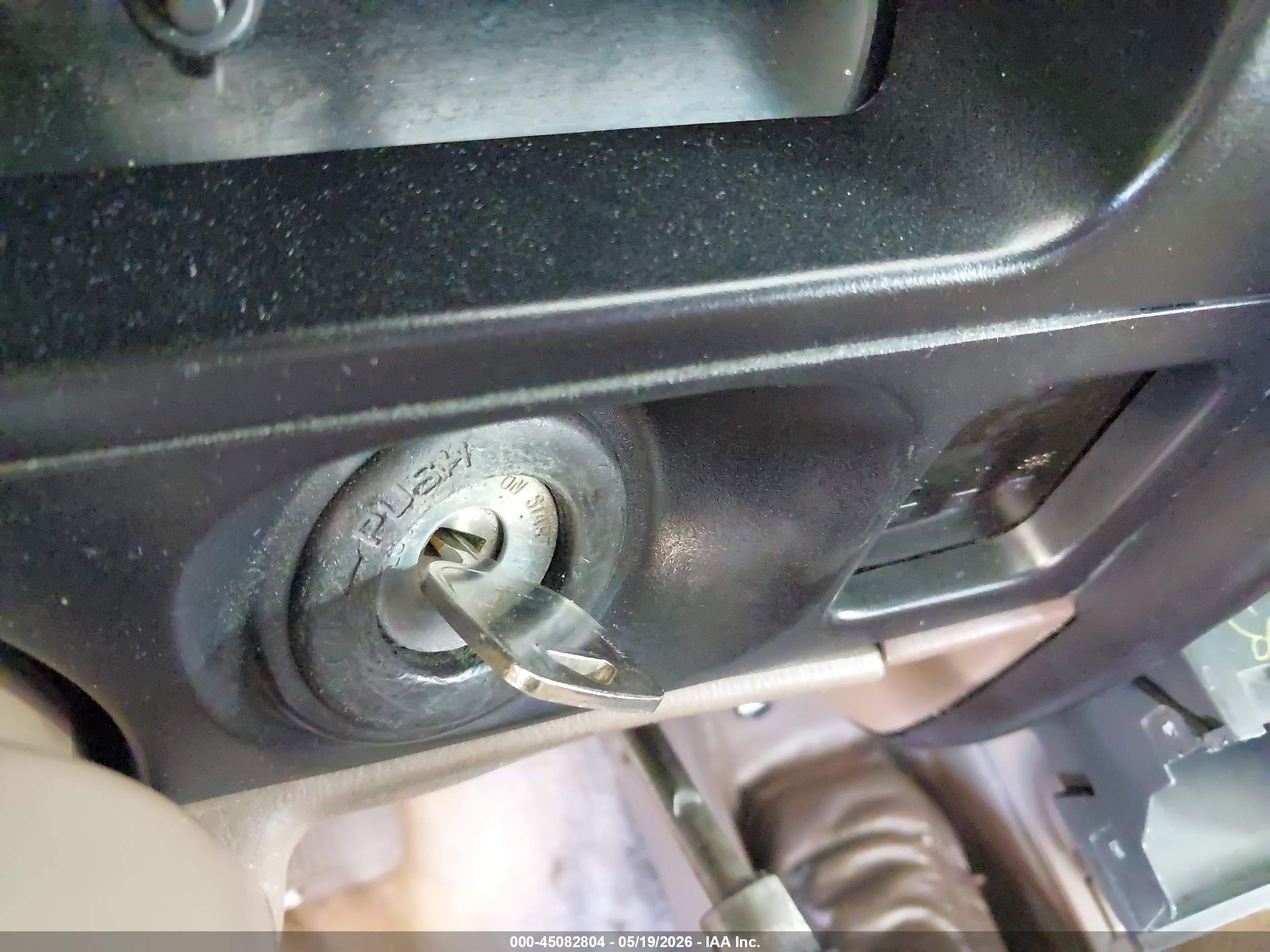 1999 Toyota Tacoma   Белый vin: 4TAWM72N1XZ464075