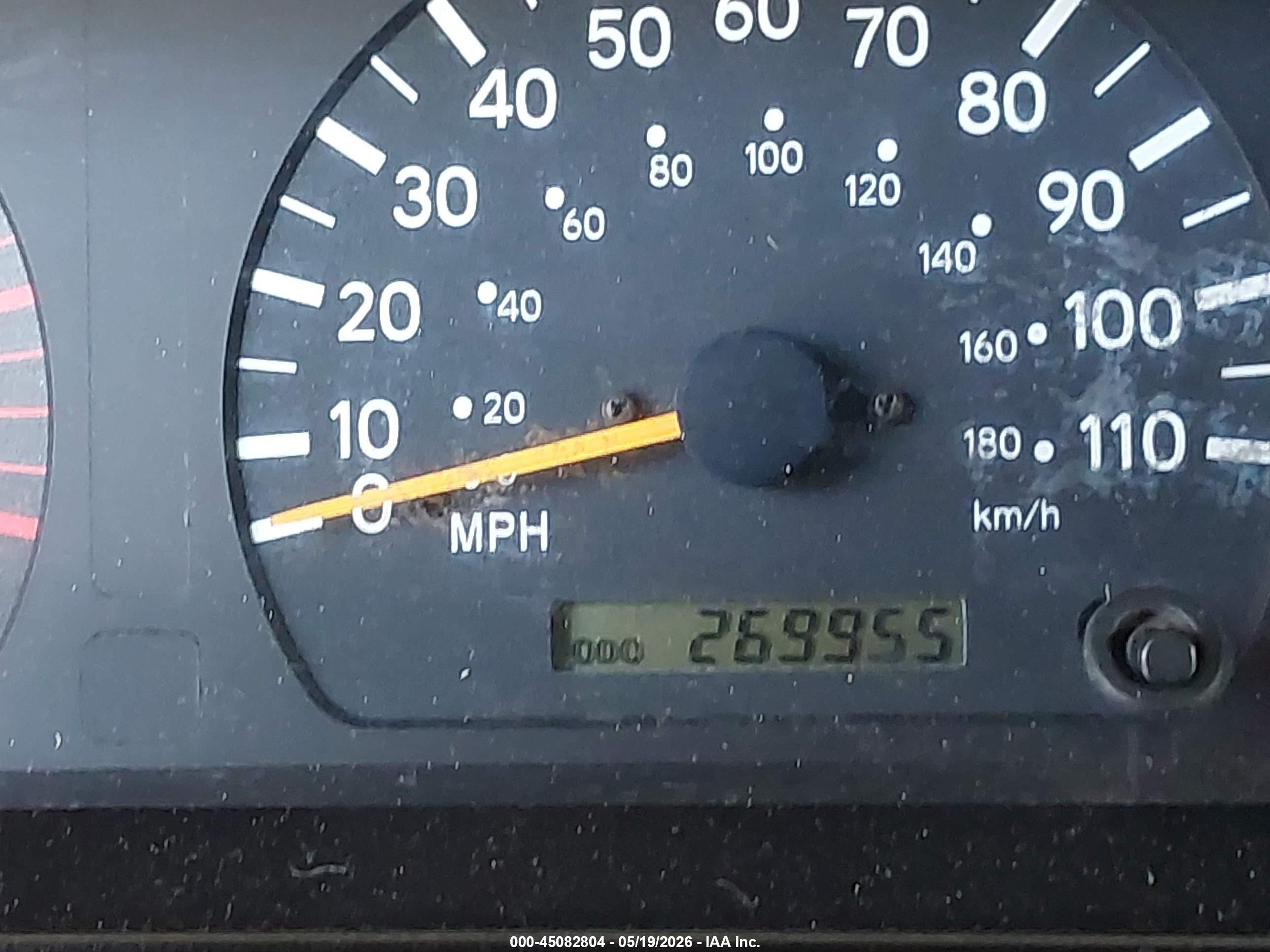 1999 Toyota Tacoma   Белый vin: 4TAWM72N1XZ464075