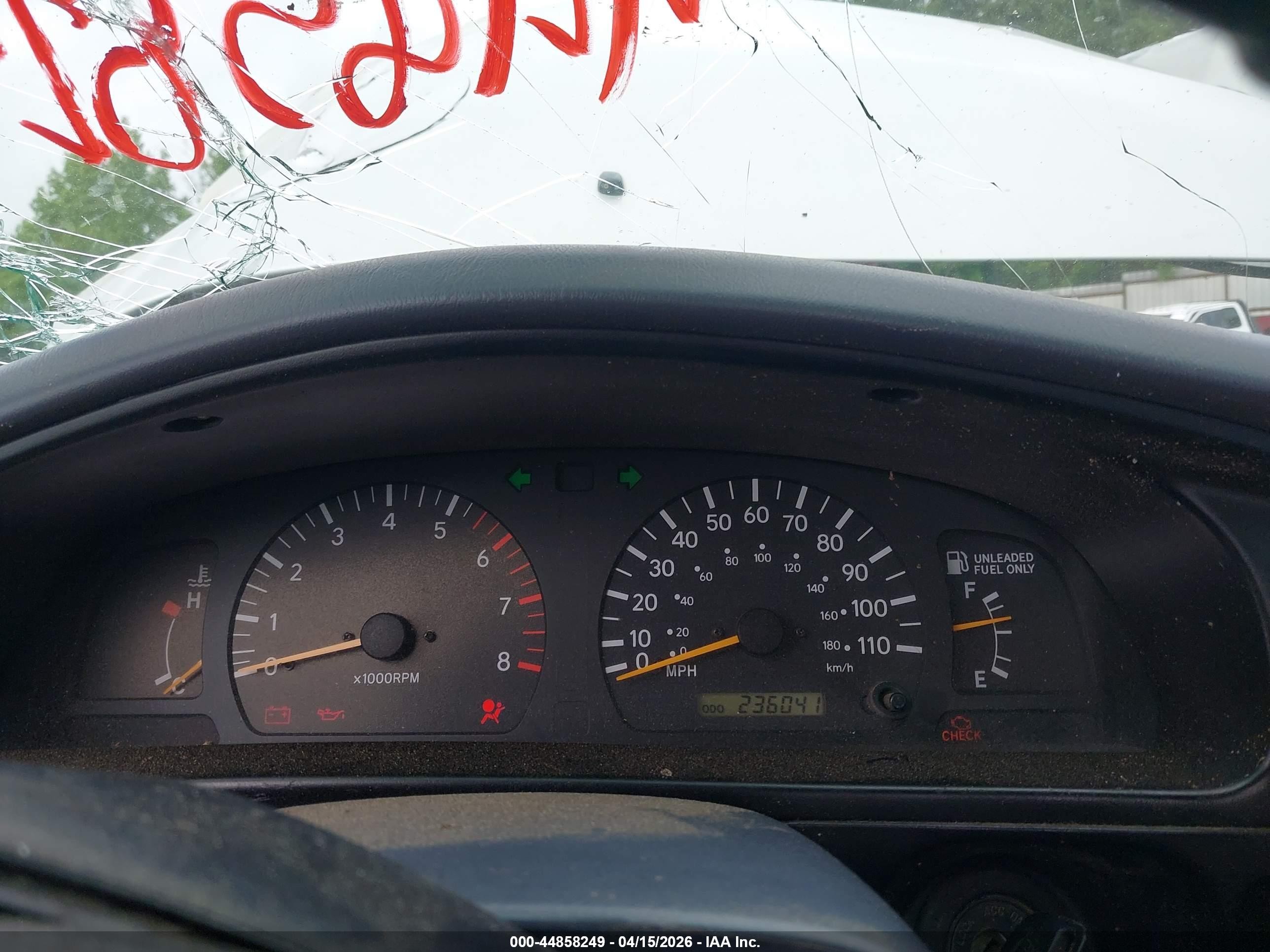 2000 Toyota Tacoma   Silver vin: 4TAWM72N1YZ631178