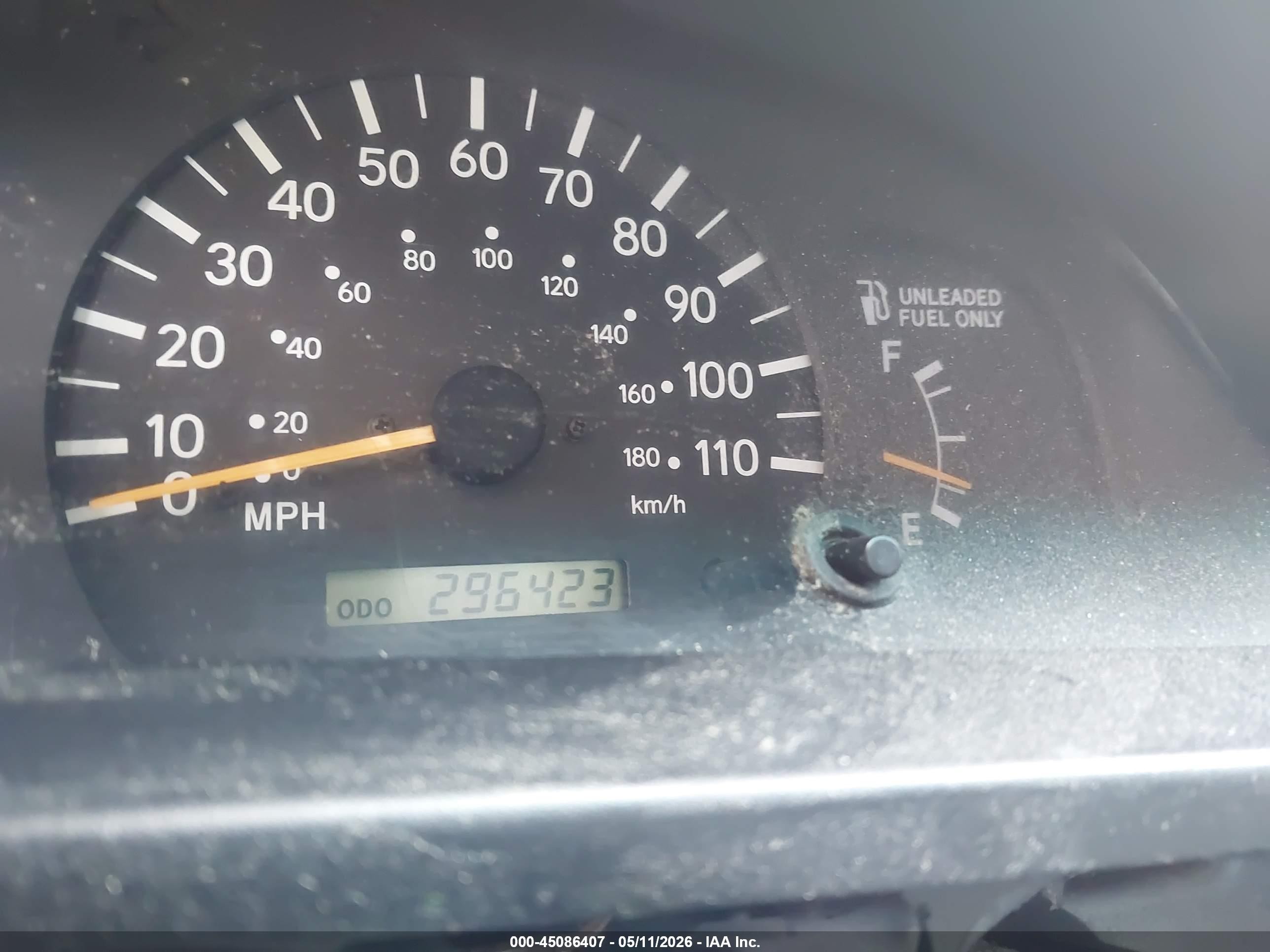 1998 Toyota Tacoma   White vin: 4TAWM72N2WZ046669