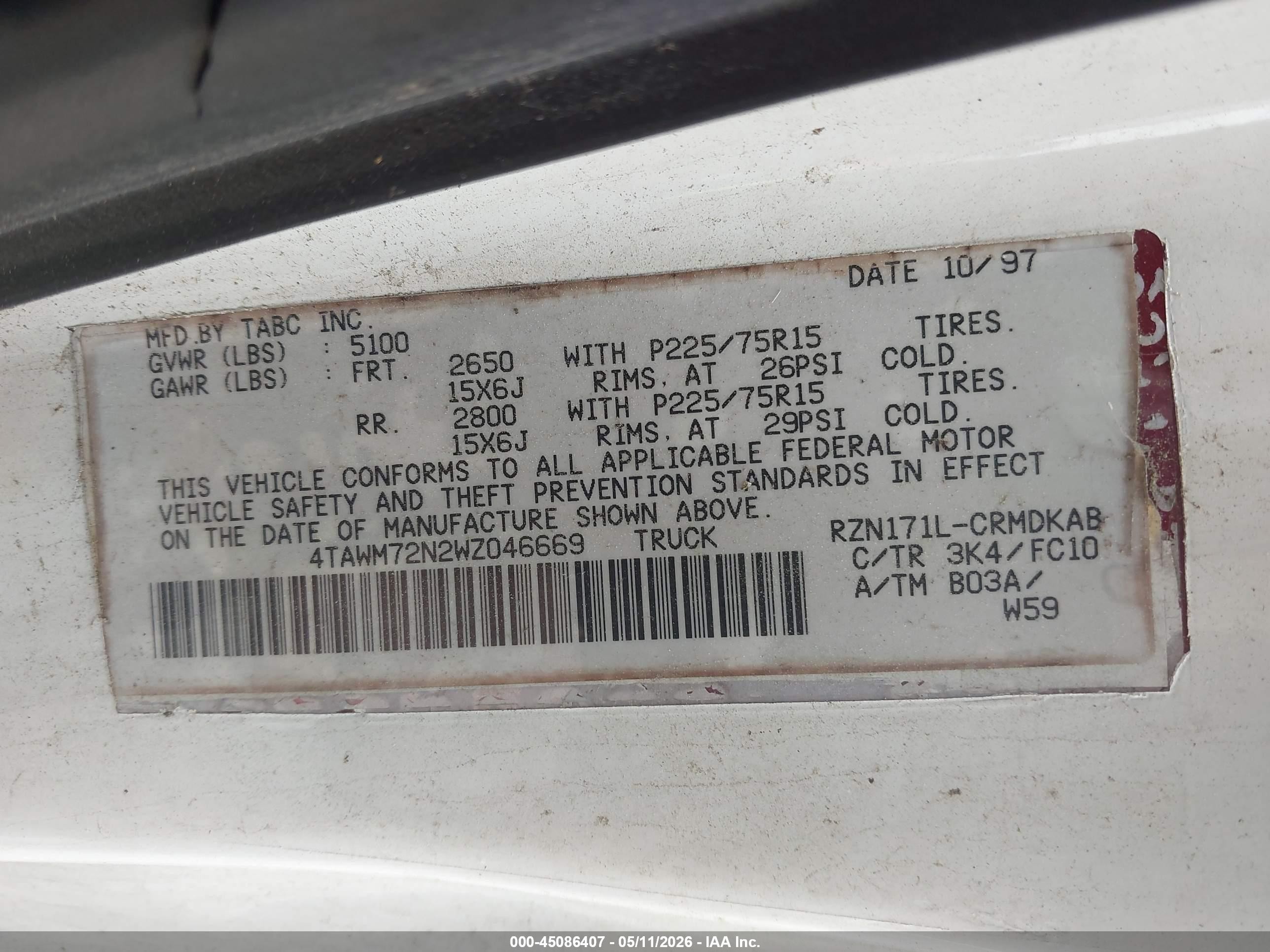 1998 Toyota Tacoma   White vin: 4TAWM72N2WZ046669