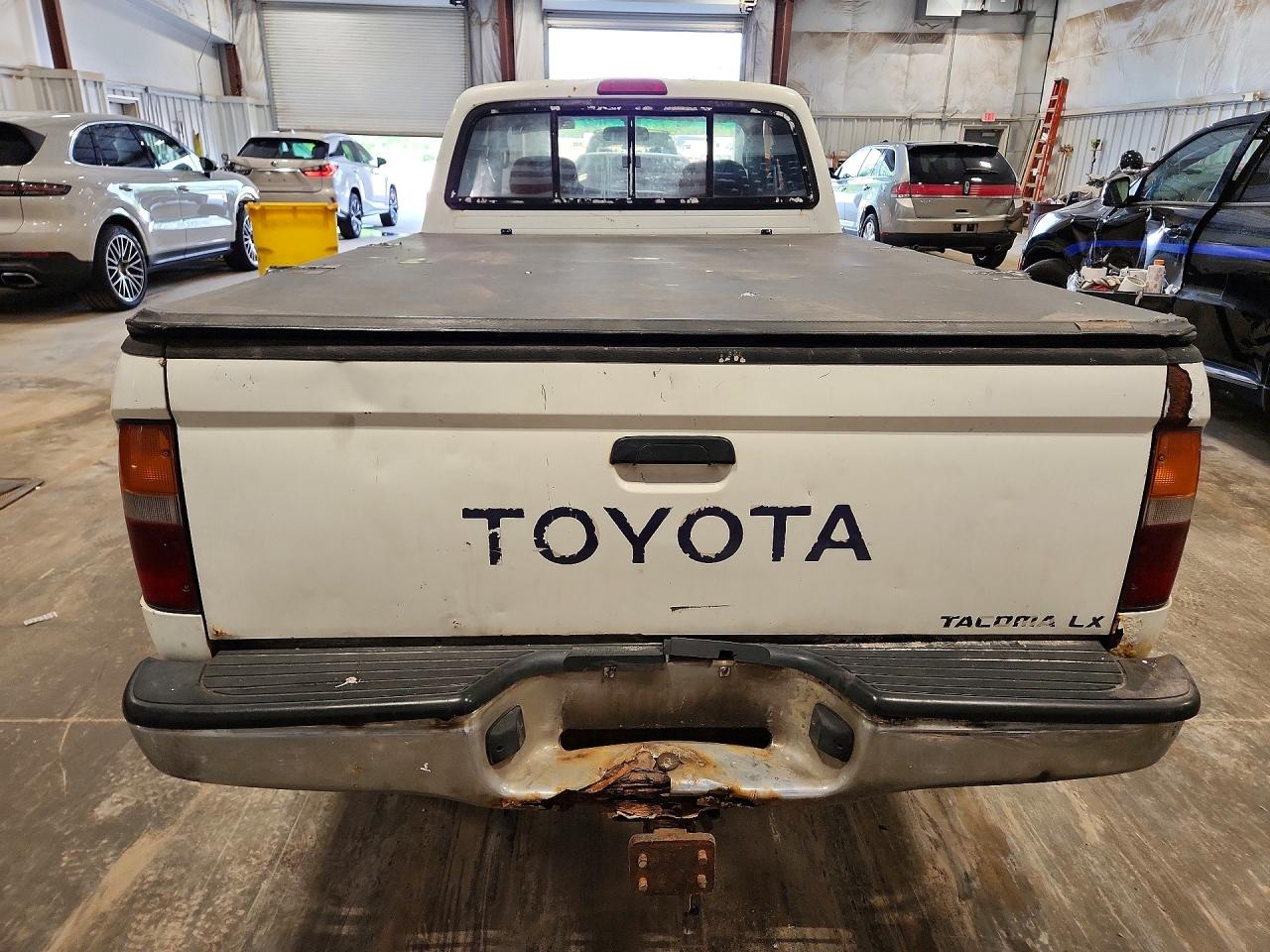 1996 Toyota Tacoma Xtracab White vin: 4TAWM72N3TZ157419