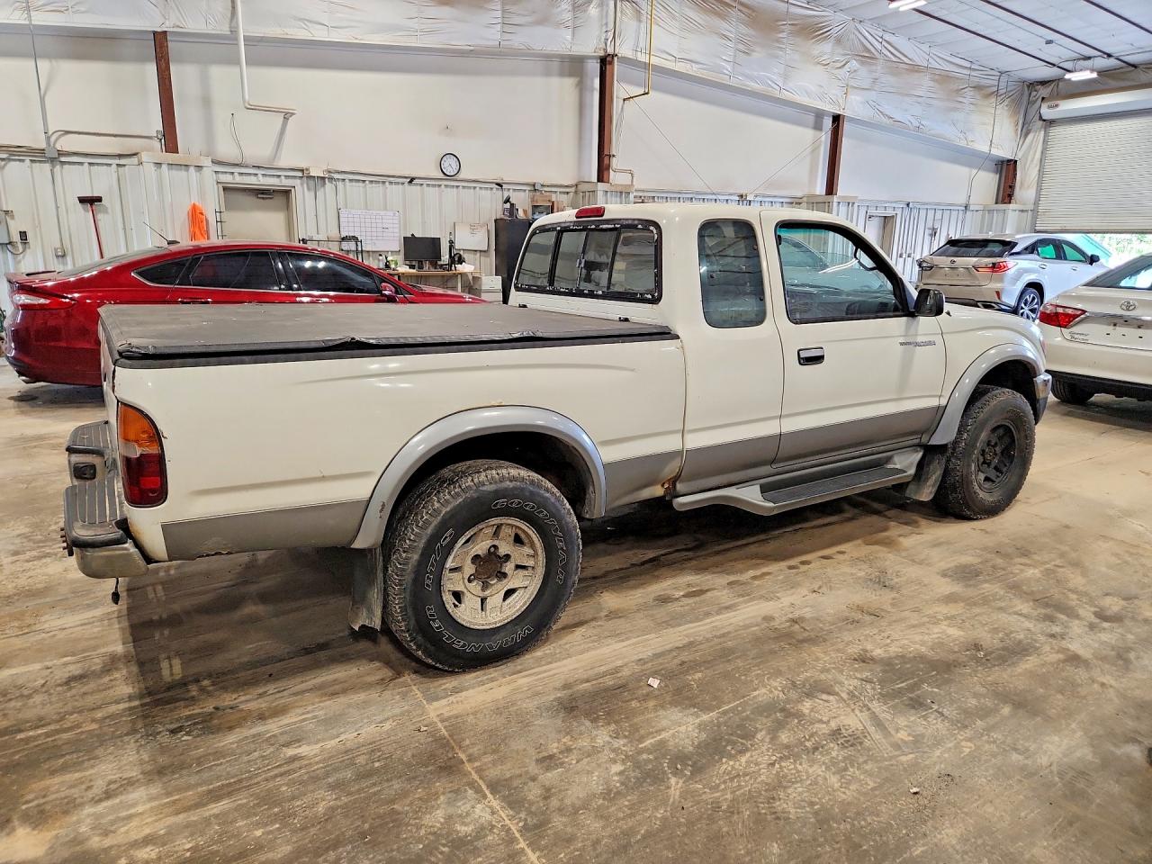 1996 Toyota Tacoma Xtracab White vin: 4TAWM72N3TZ157419