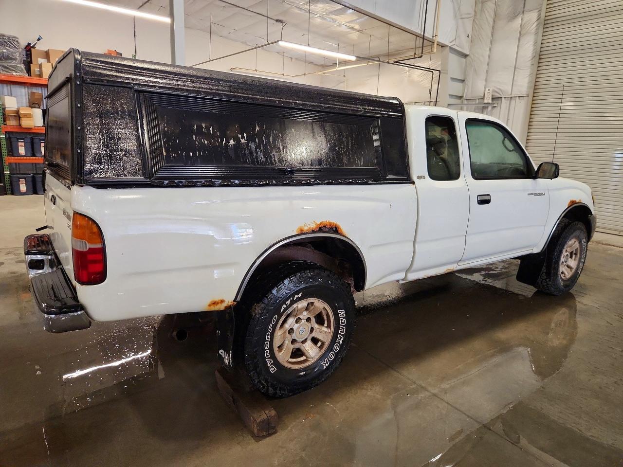 1998 Toyota Tacoma Xtracab White vin: 4TAWM72N3WZ038077