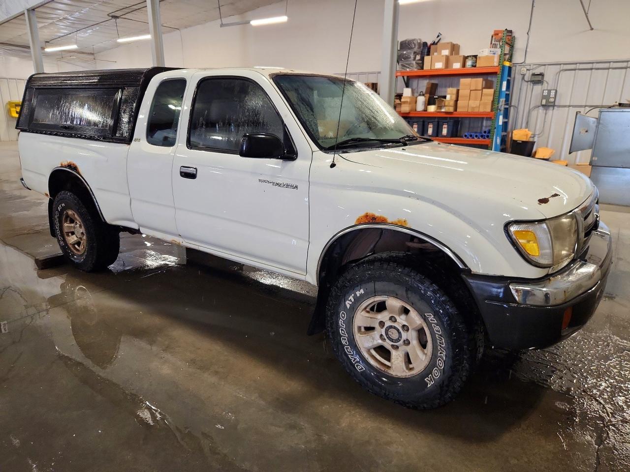 1998 Toyota Tacoma Xtracab White vin: 4TAWM72N3WZ038077