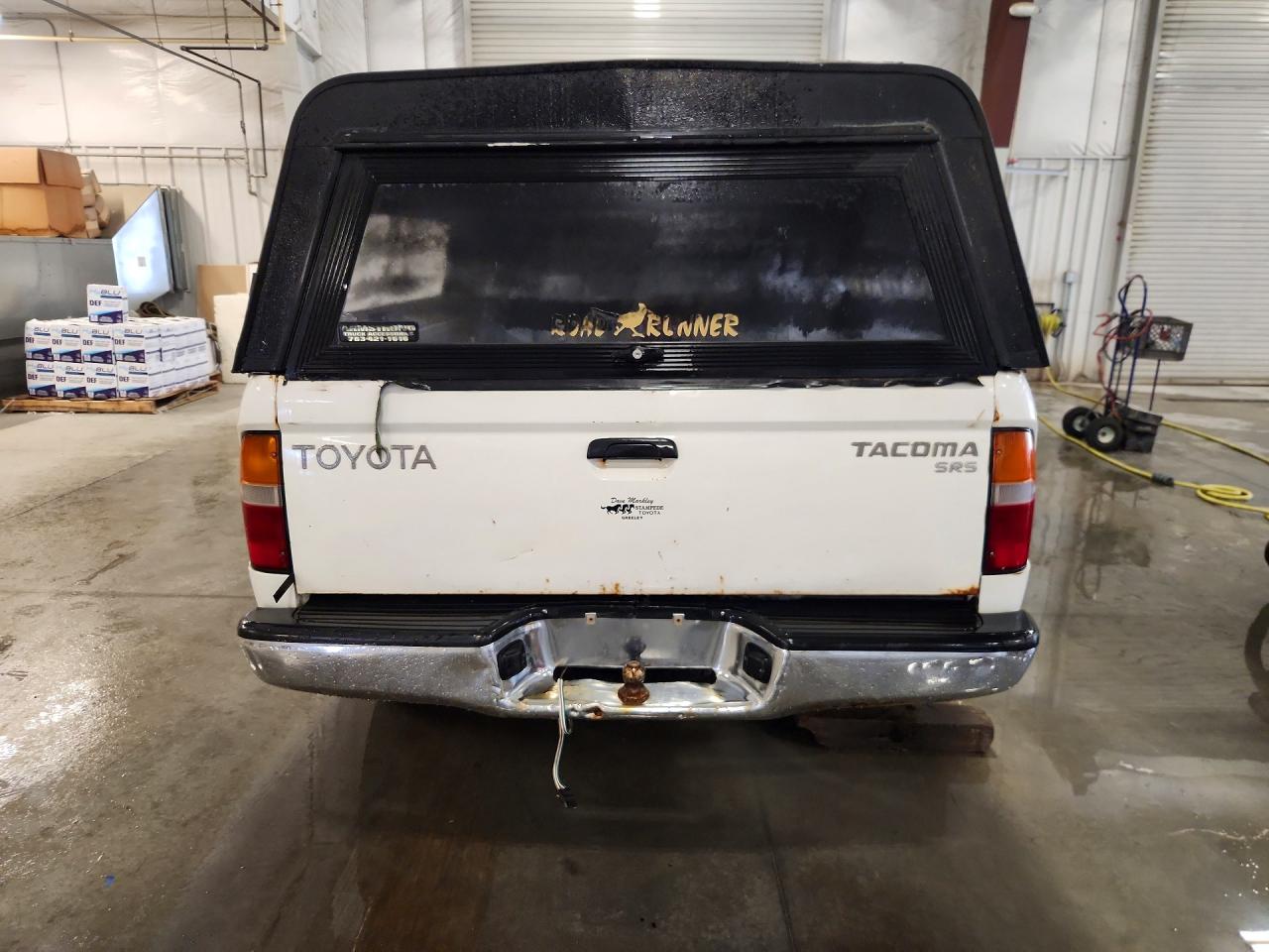 1998 Toyota Tacoma Xtracab White vin: 4TAWM72N3WZ038077