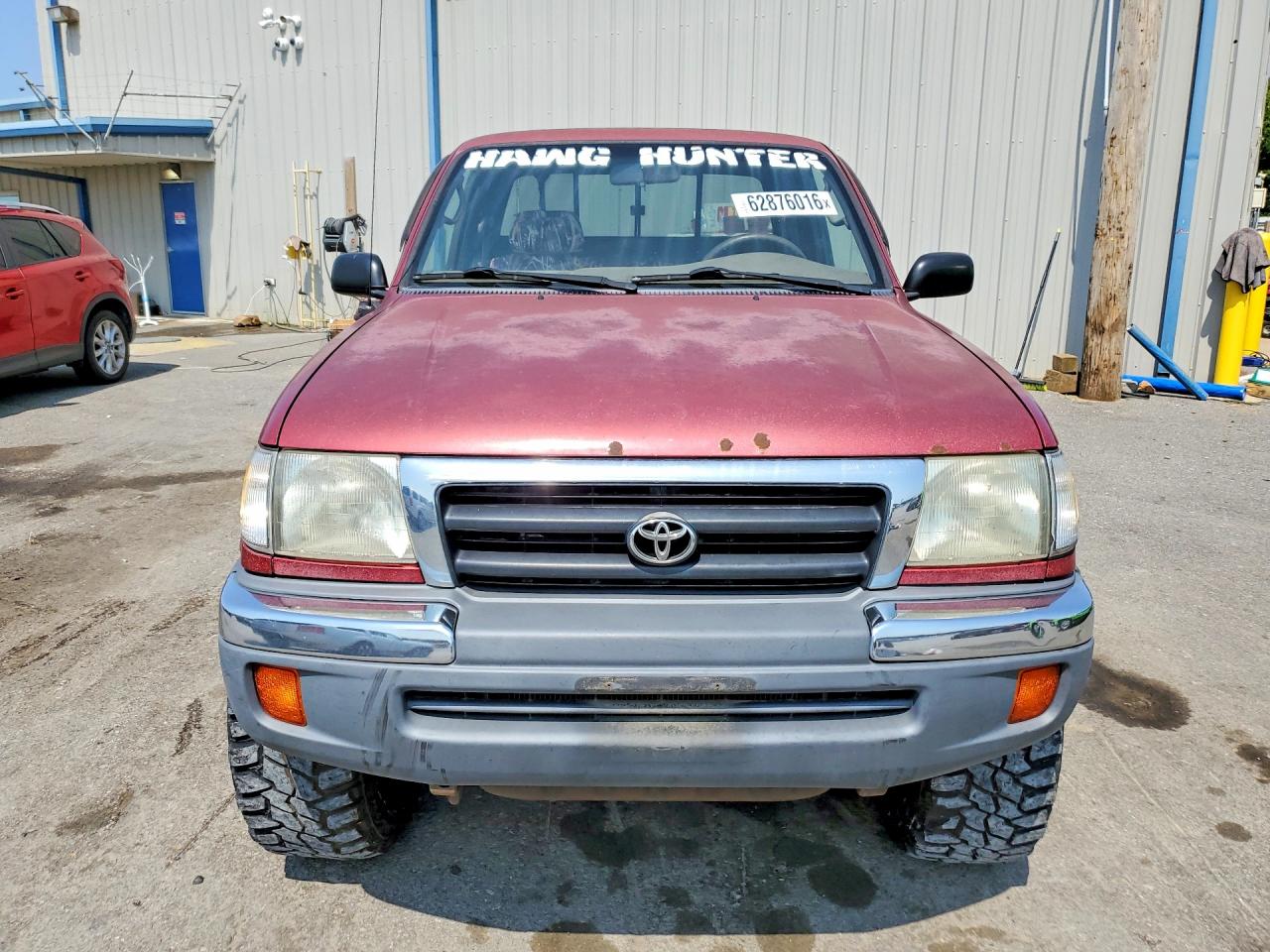 1999 Toyota Tacoma Base Burgundy vin: 4TAWM72N3XZ401673
