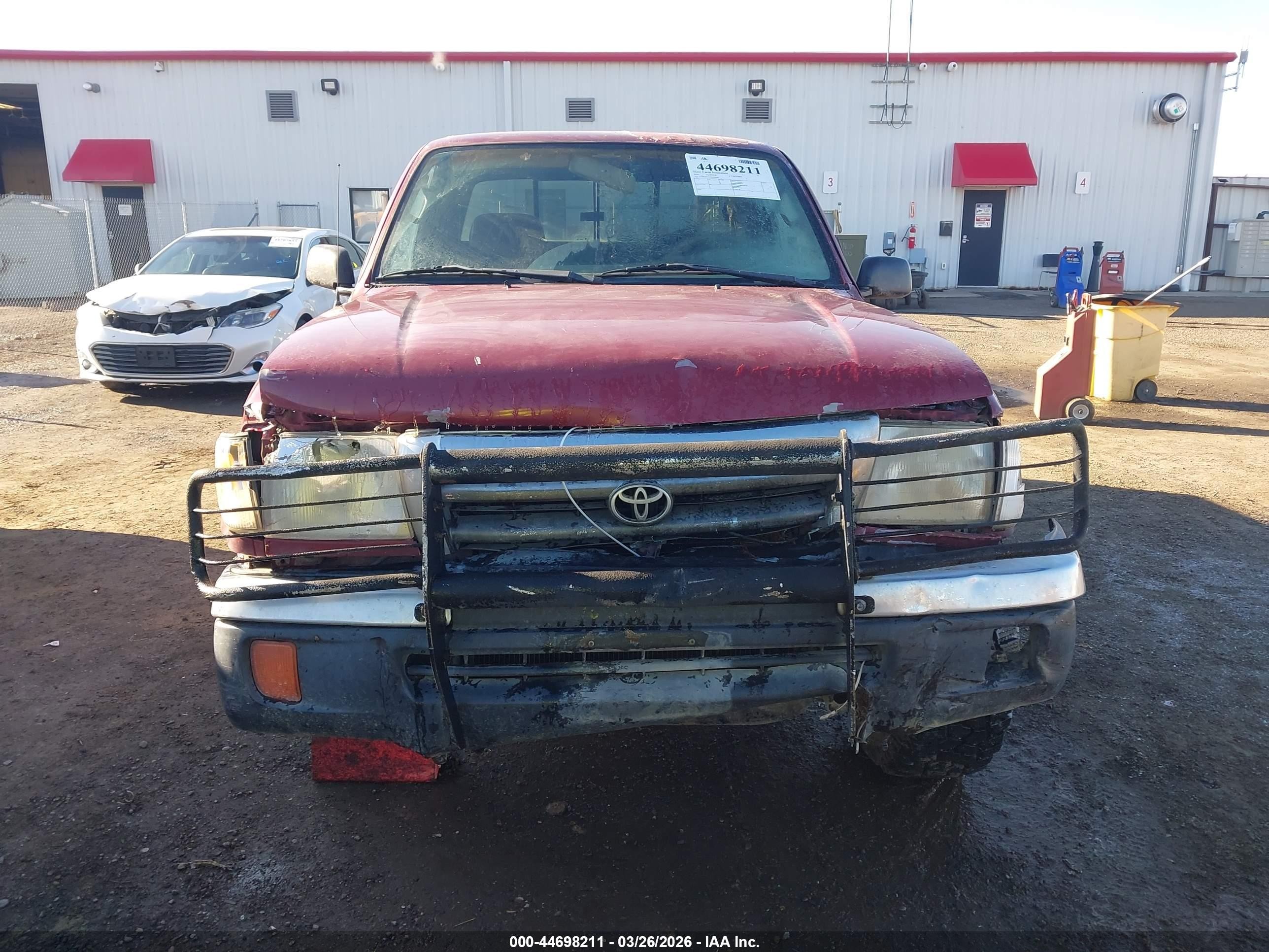 1999 Toyota Tacoma   Burgundy vin: 4TAWM72N3XZ426606