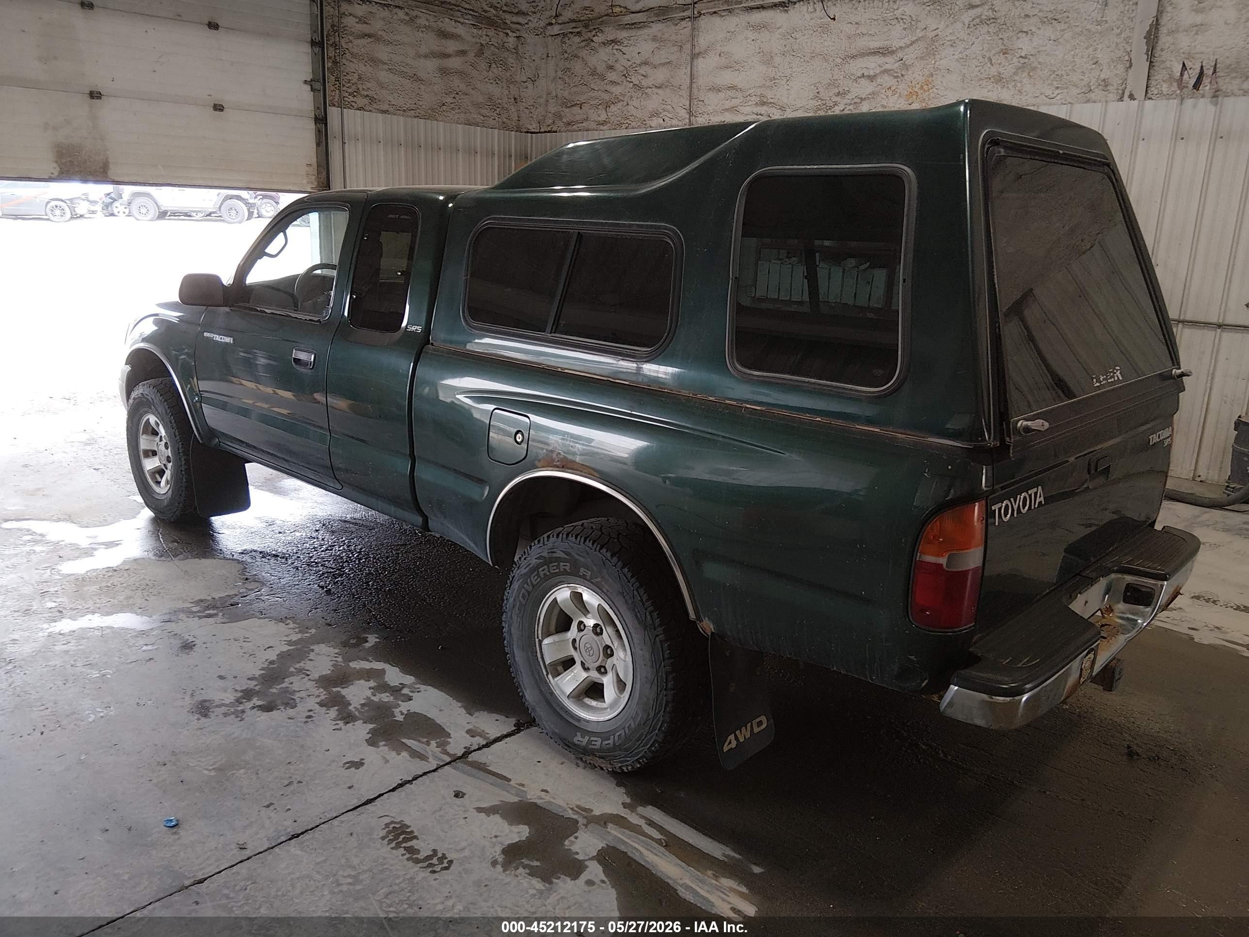 2000 Toyota Tacoma   Green vin: 4TAWM72N3YZ664800