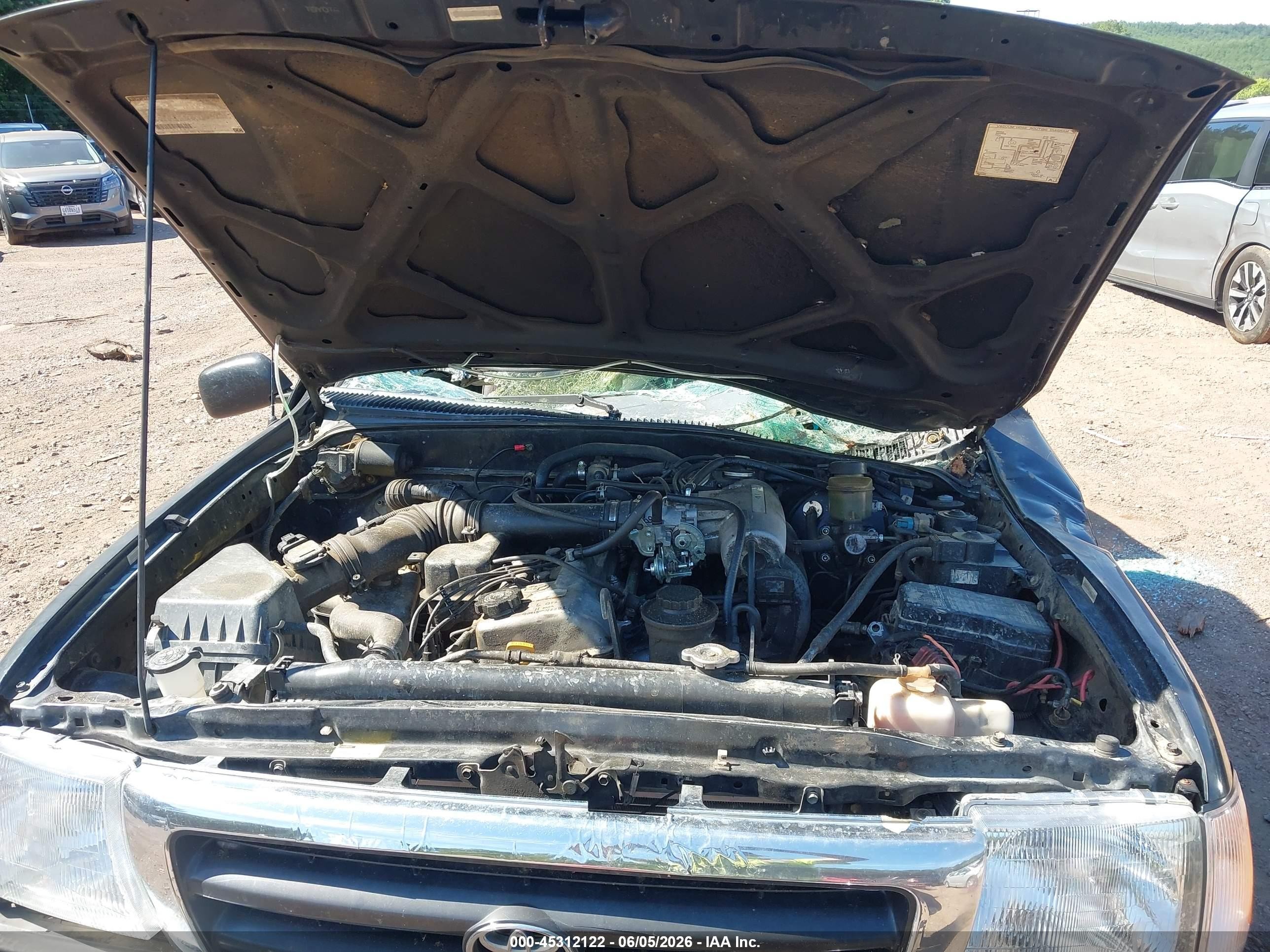 1998 Toyota Tacoma   Black vin: 4TAWM72N7WZ064407