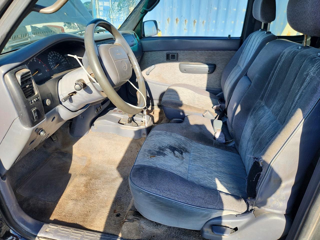 1999 Toyota Tacoma Base Black vin: 4TAWM72N7XZ524859