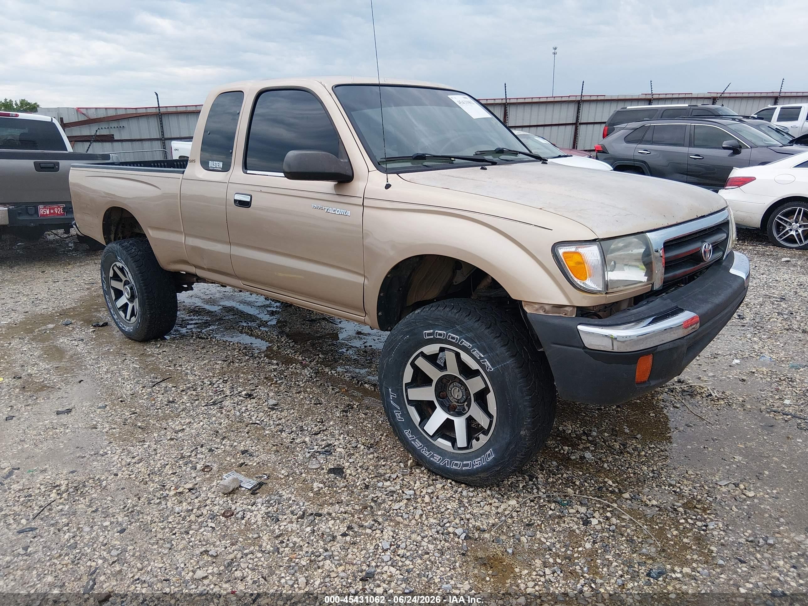 2000 Toyota Tacoma   Желто-коричневый vin: 4TAWM72N7YZ666209