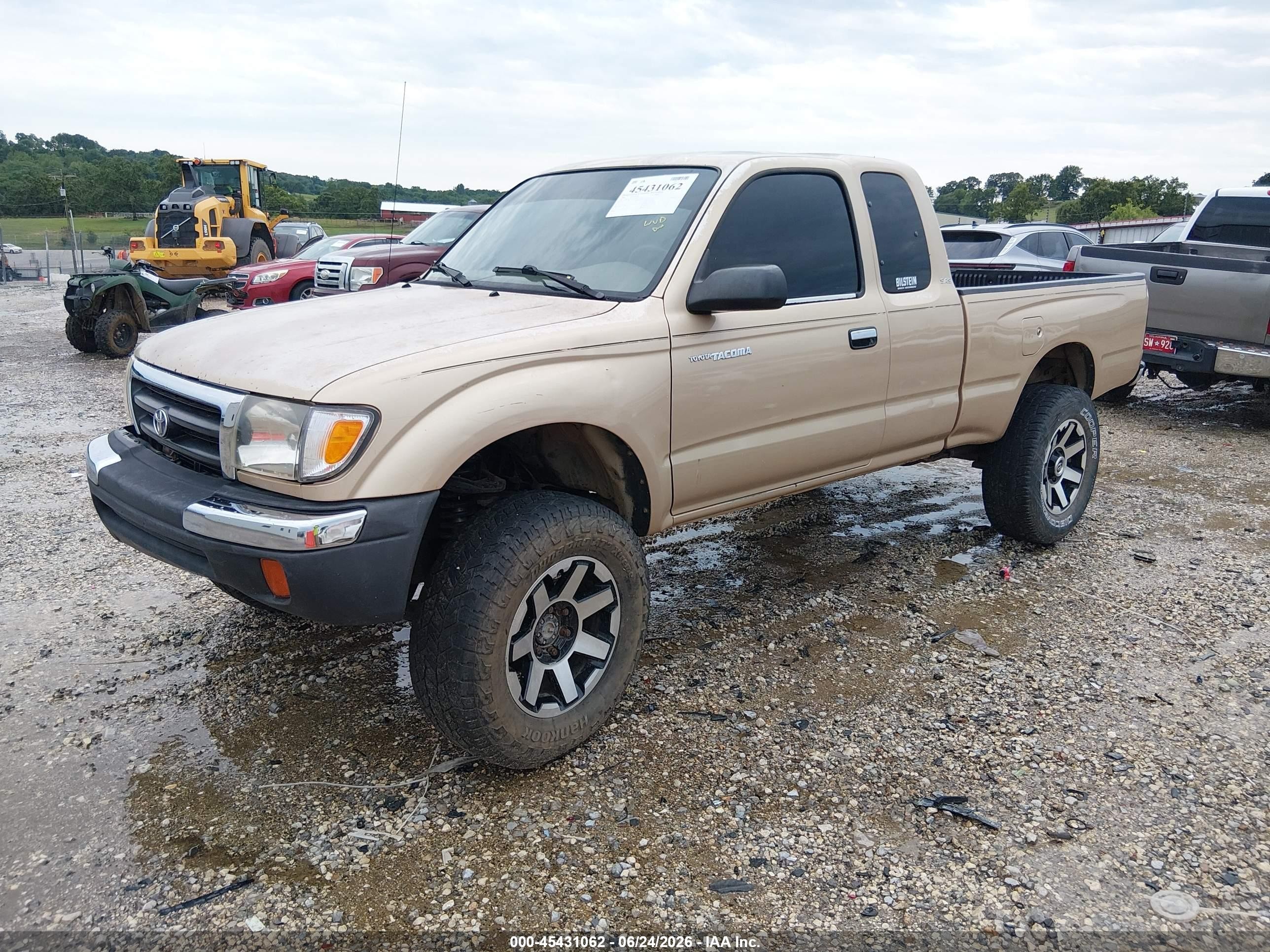 2000 Toyota Tacoma   Желто-коричневый vin: 4TAWM72N7YZ666209