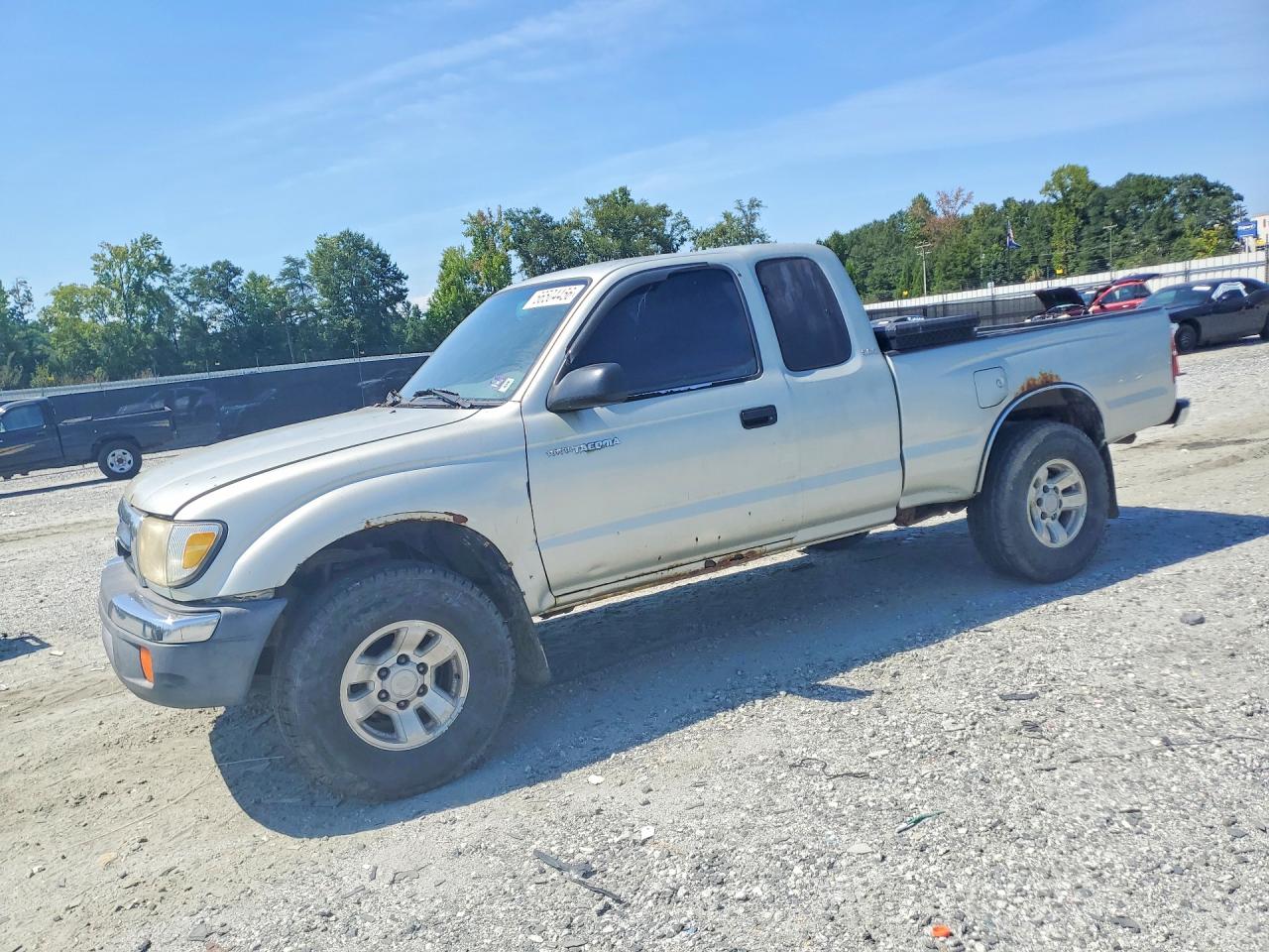 2000 Toyota Tacoma Base Gray vin: 4TAWM72NXYZ665491