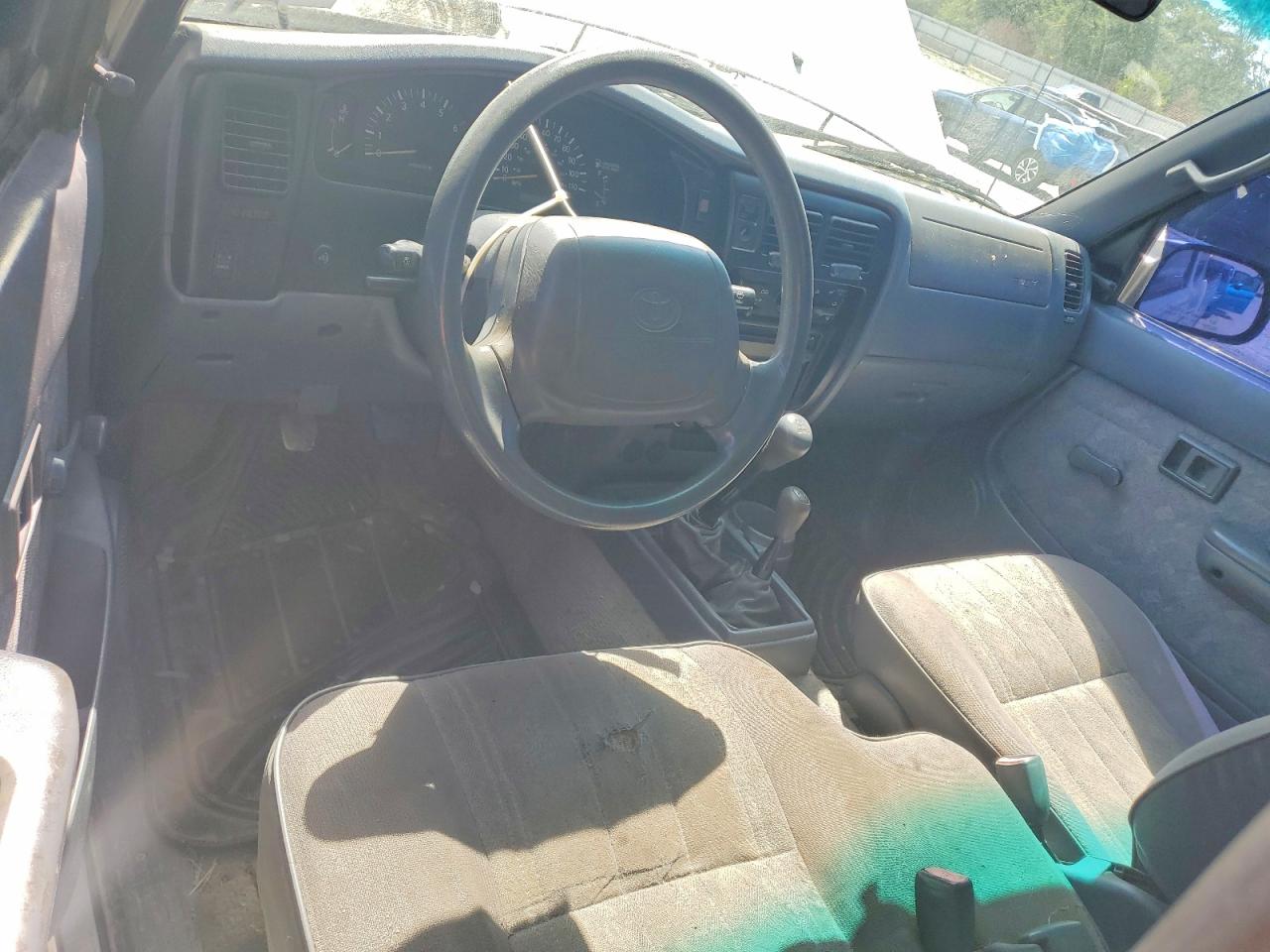 2000 Toyota Tacoma Base Gray vin: 4TAWM72NXYZ665491