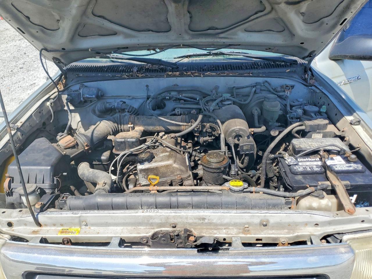 2000 Toyota Tacoma Base Gray vin: 4TAWM72NXYZ665491