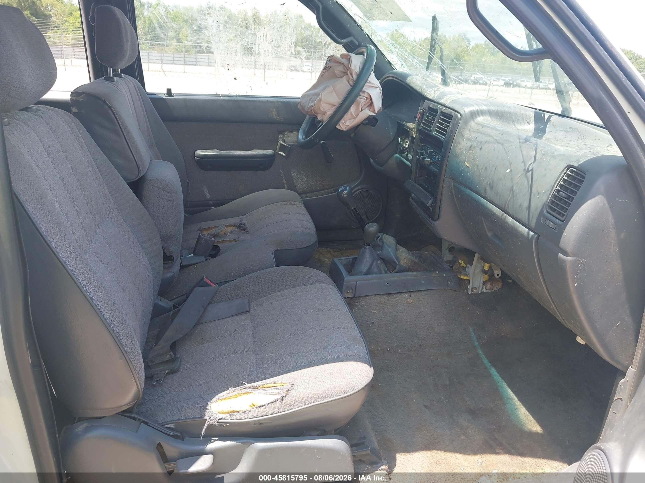 1996 Toyota Tacoma Xtracab White vin: 4TAWN72N0TZ198815
