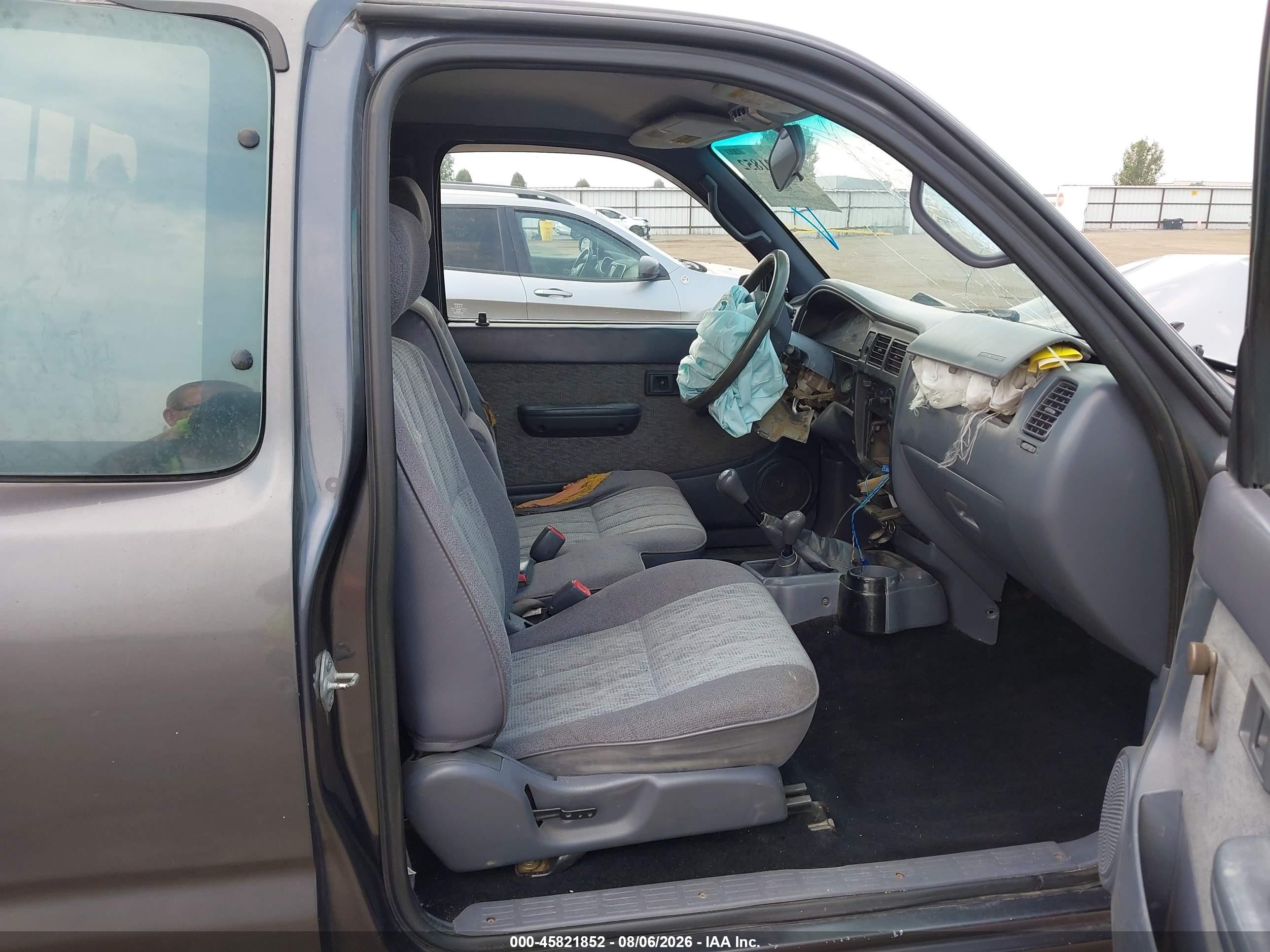 1998 Toyota Tacoma Base V6 Серый vin: 4TAWN72N0WZ015403