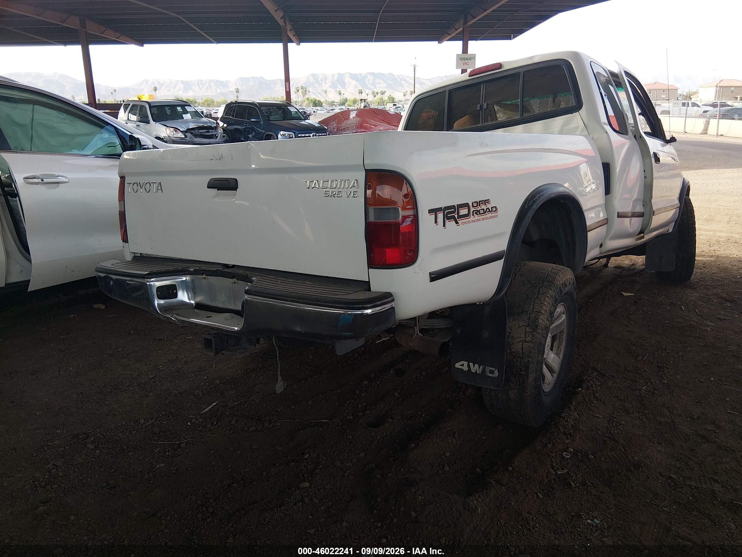 1998 Toyota Tacoma Base V6 White vin: 4TAWN72N0WZ123052