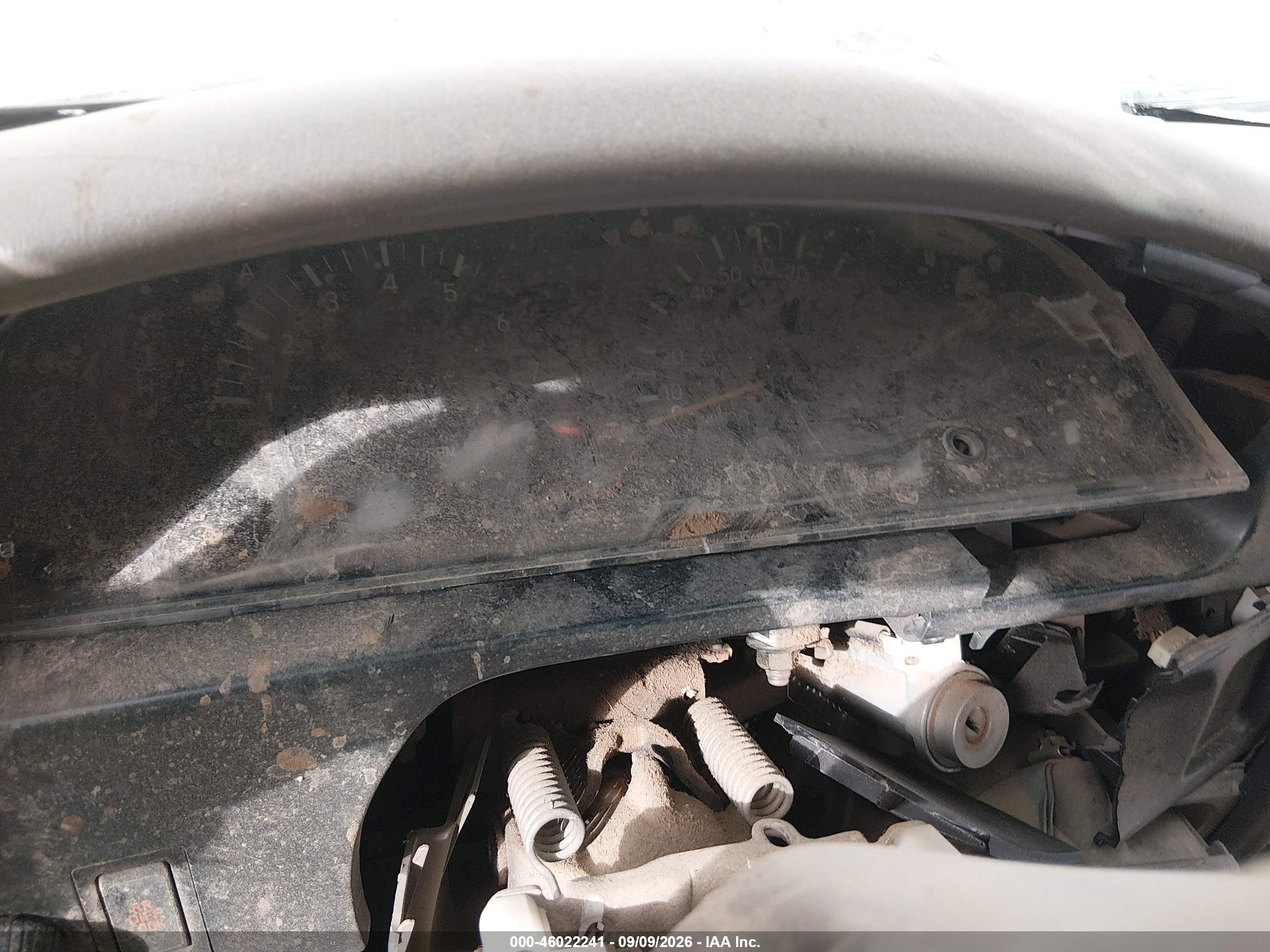 1998 Toyota Tacoma Base V6 White vin: 4TAWN72N0WZ123052