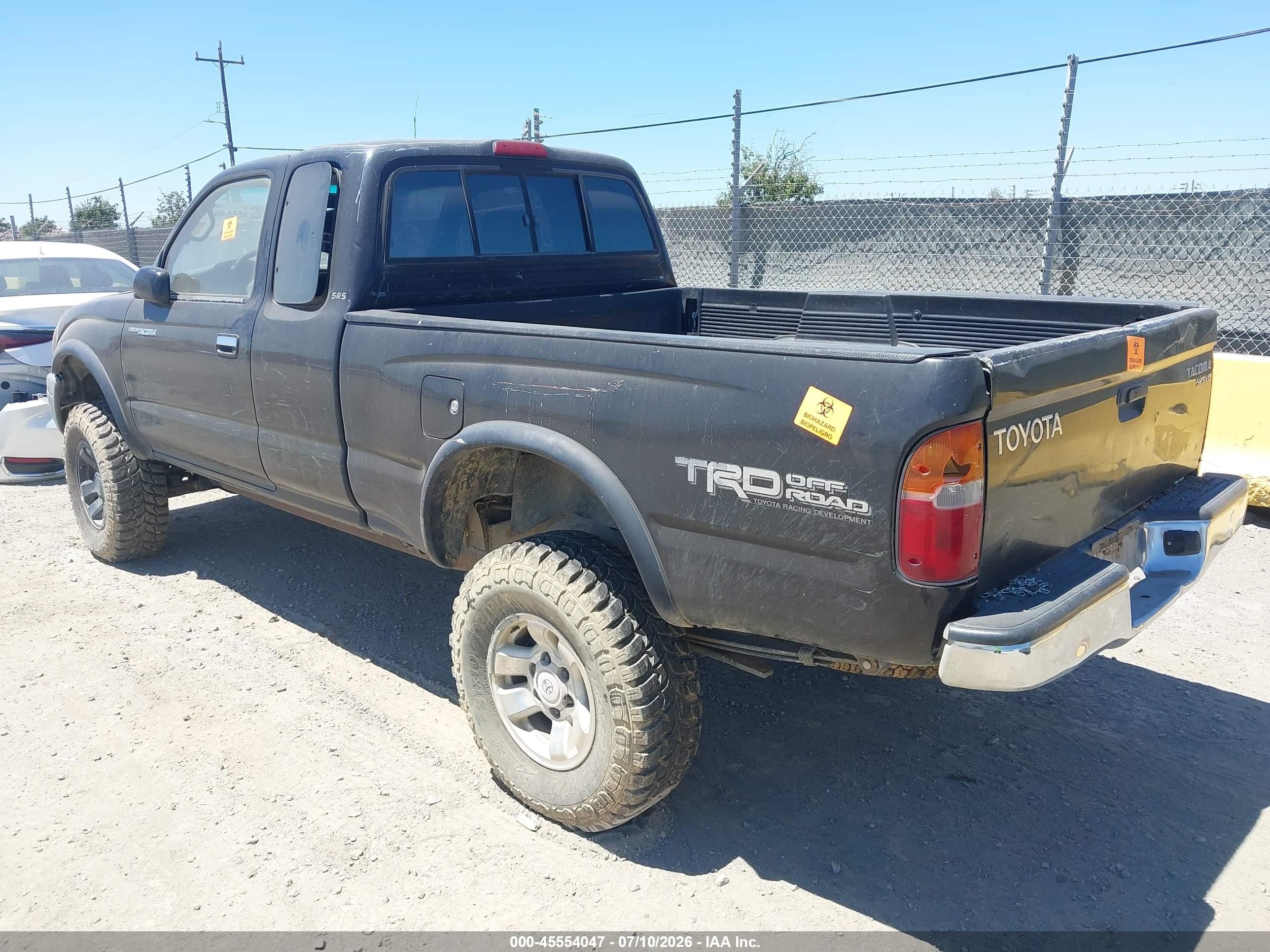 1998 Toyota Tacoma Base V6 Black vin: 4TAWN72N0WZ132088